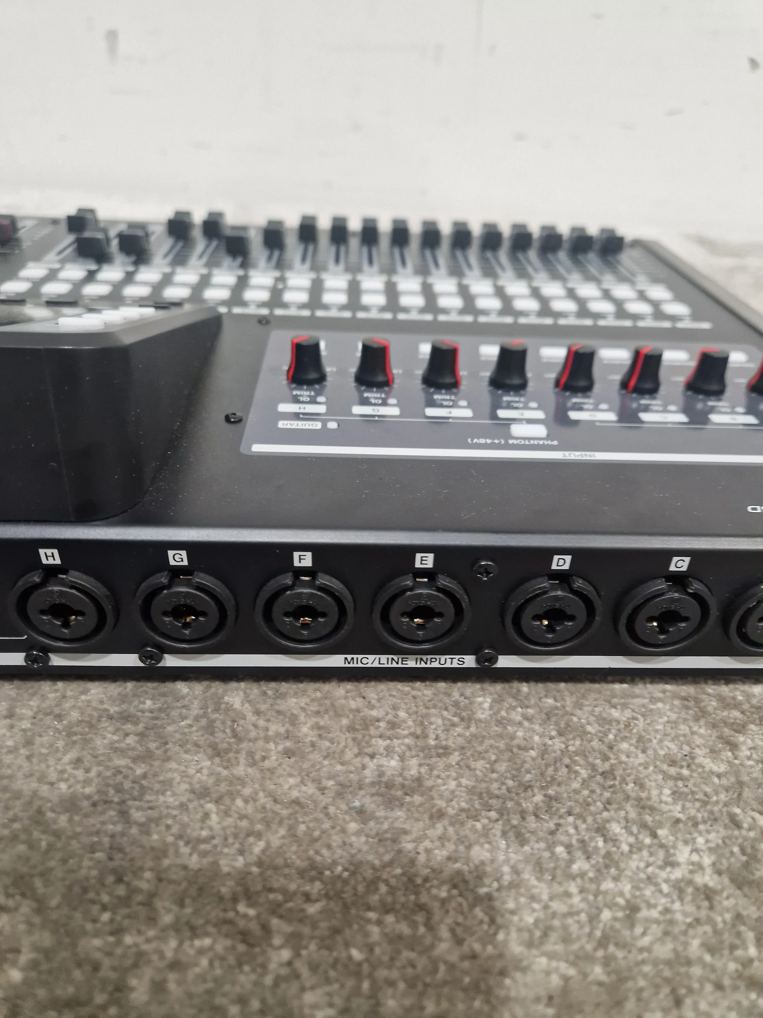 Tascam DP-24SD - Digital Multitrack Recorder - Black - Excellent w/ Original Box - Image 9