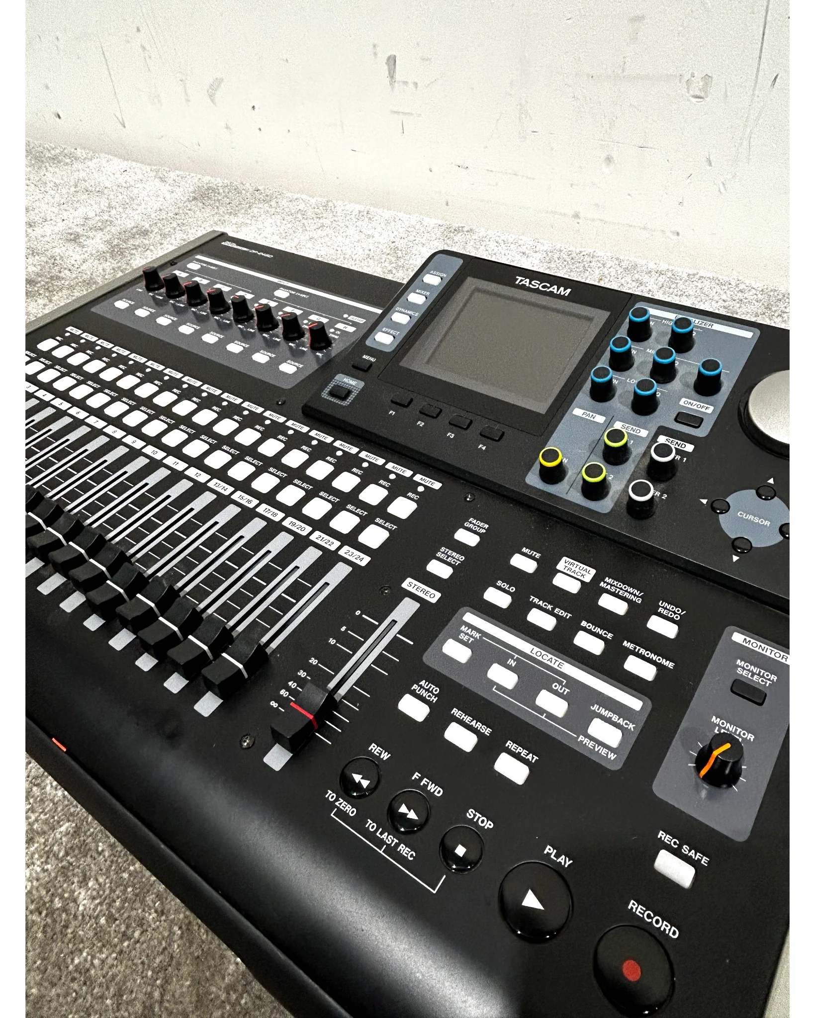 Tascam DP-24SD - Recorder - Black - Good - Image 7