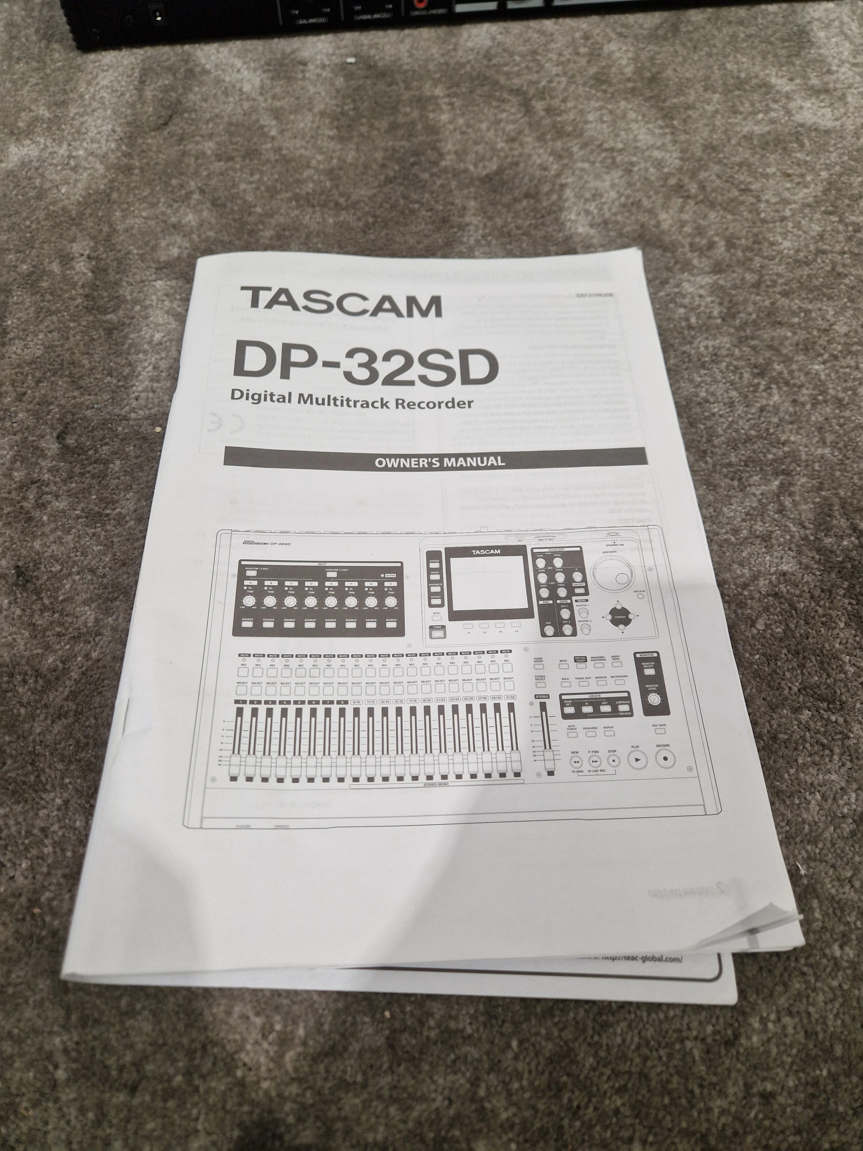 Tascam DP32SD - 32-Track Digital Portastudio - Excellent w/ Original Box - Image 9