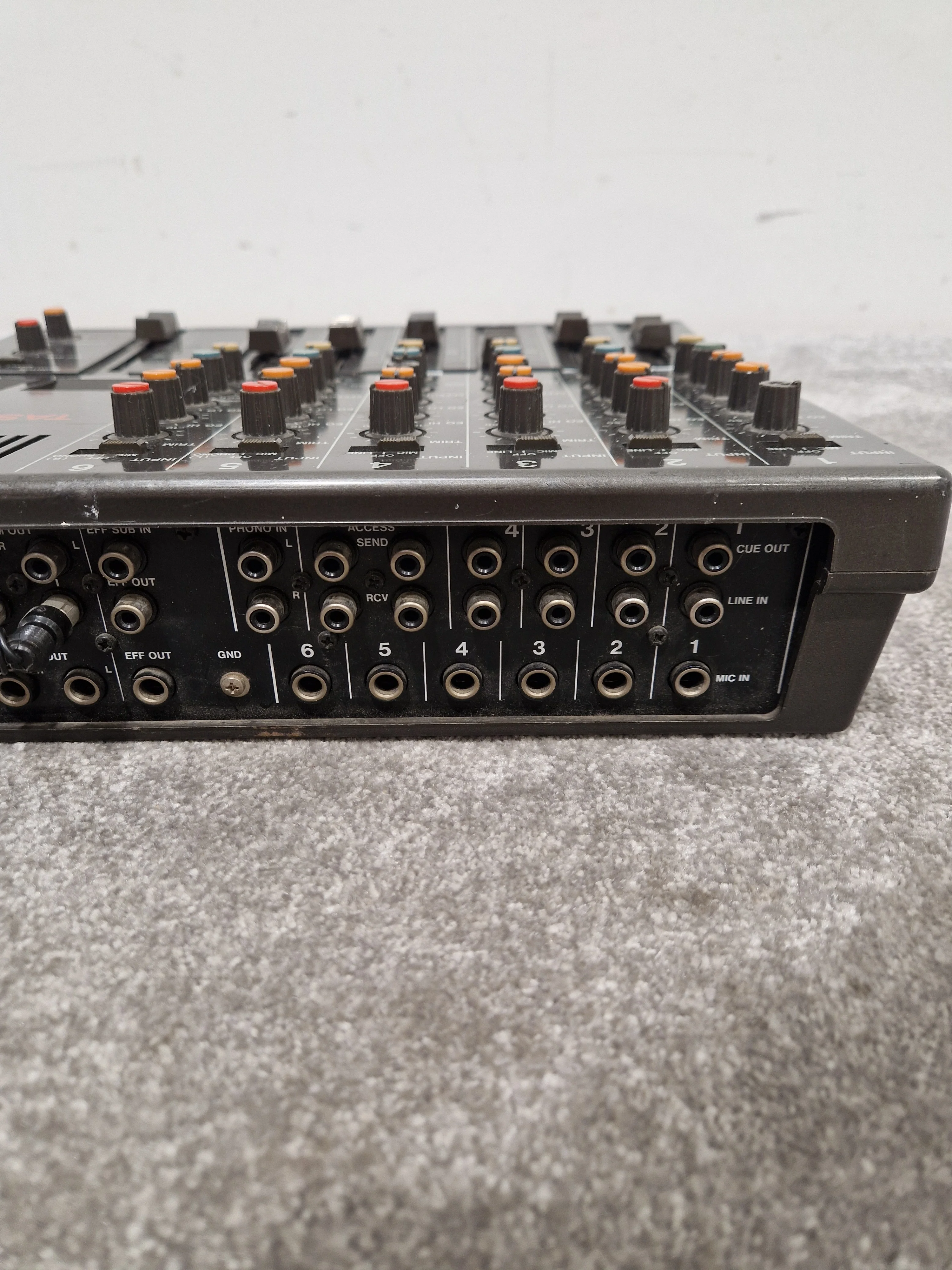 Tascam M-06 - Compact 6-Channel Mixer - Good - Image 6
