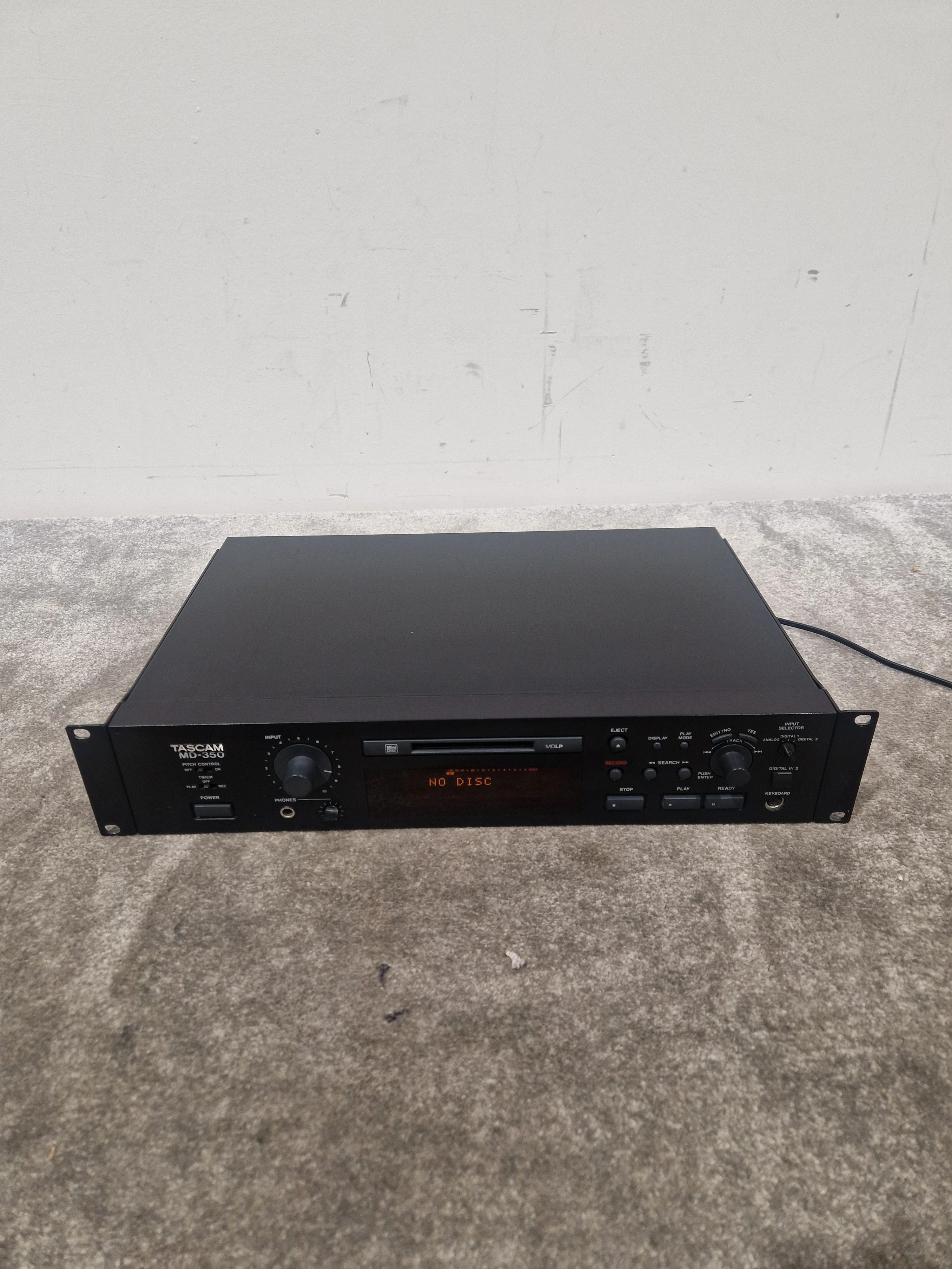 Tascam MD-350 - Professional Minidisc Recorder - Excellent w/ Remote & Manuel's - Image 11