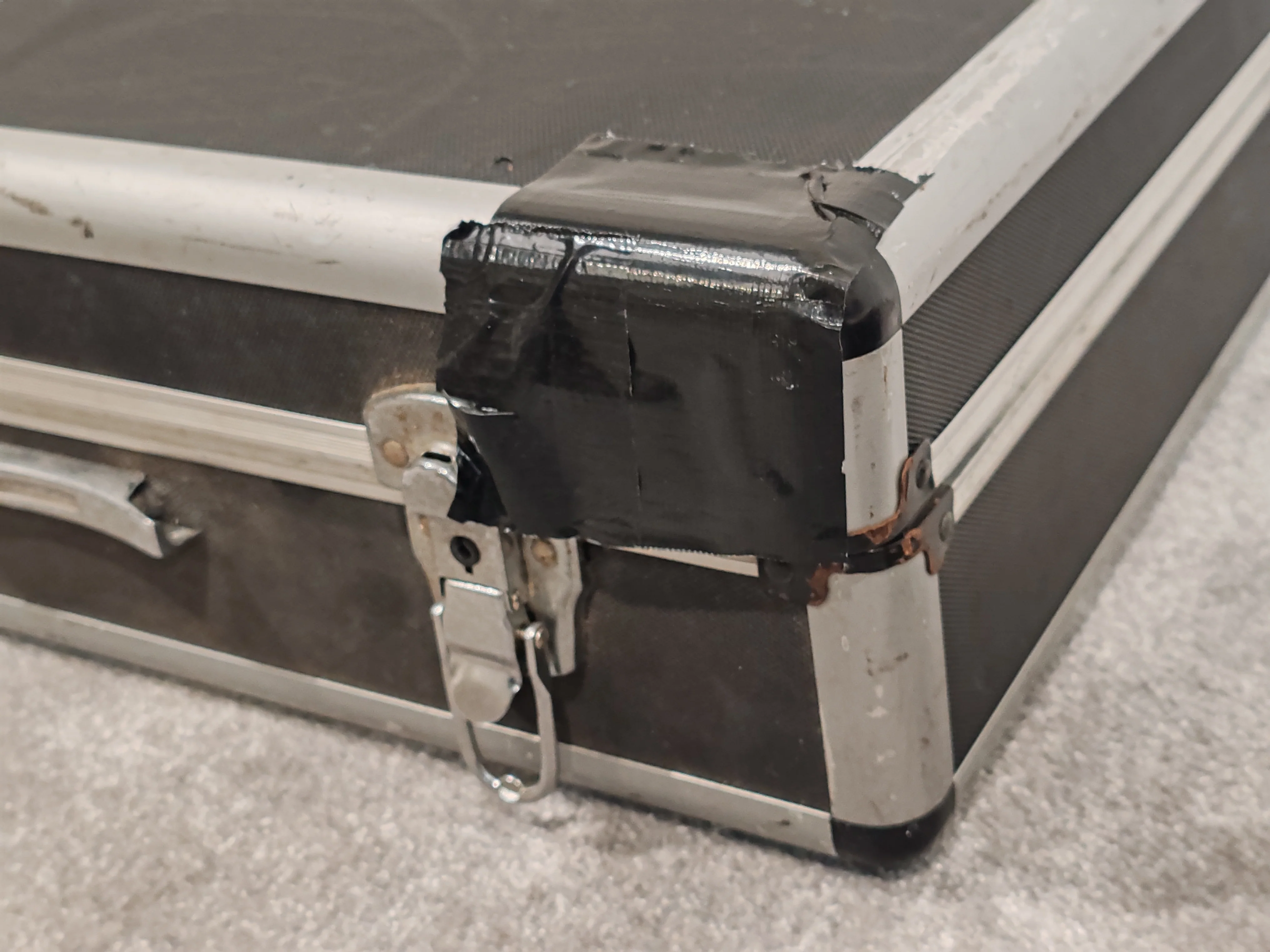 Tascam Porta Two Ministudio Requires Repair w/ Manuals and Flight Case - Image 11