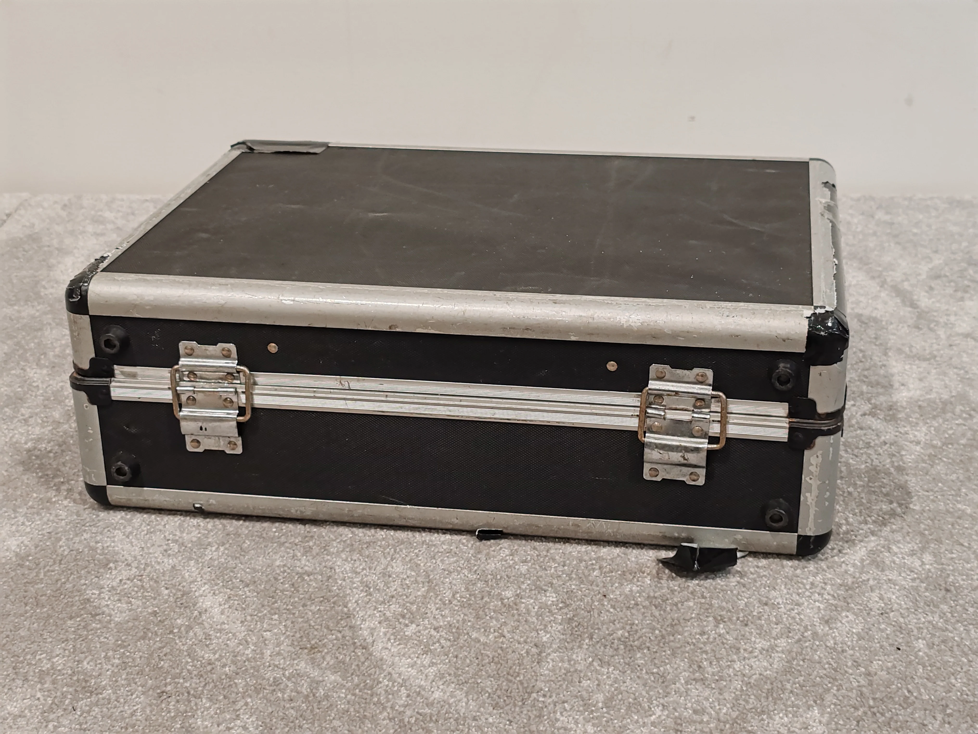 Tascam Porta Two Ministudio Requires Repair w/ Manuals and Flight Case - Image 9