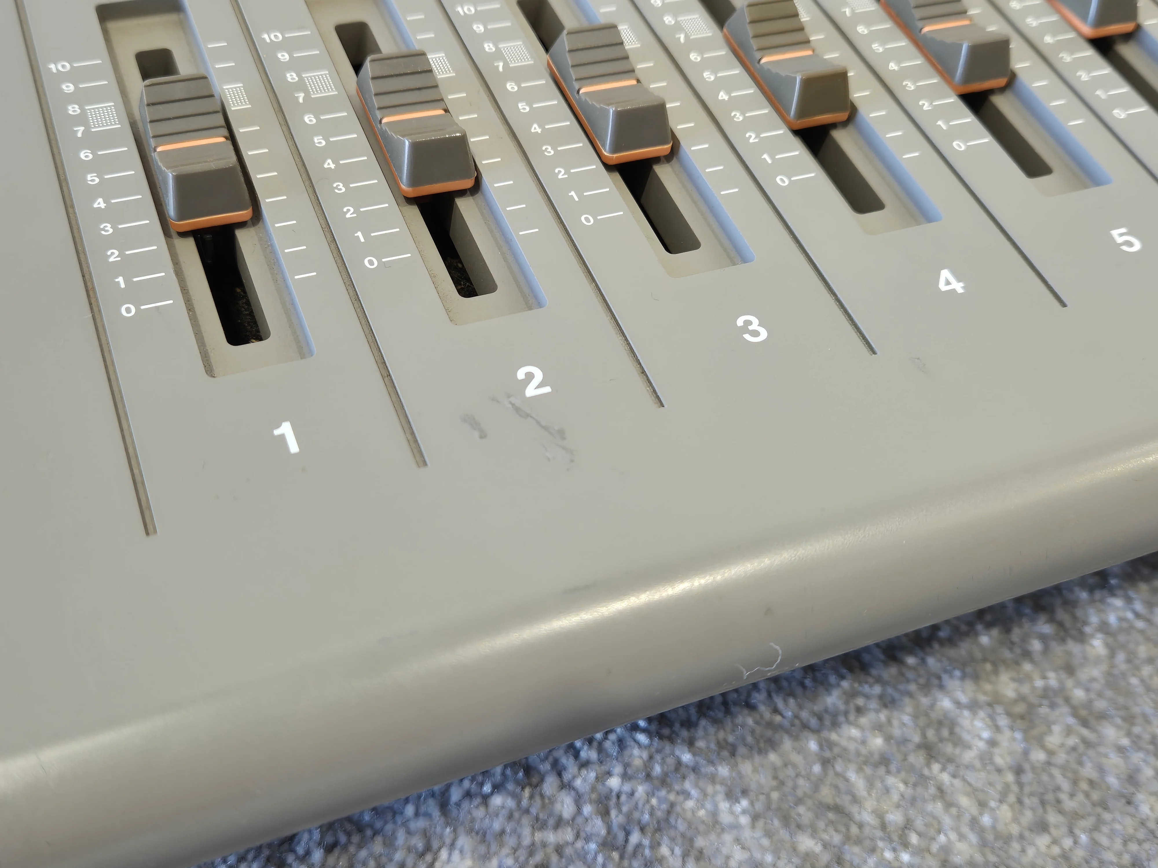 Tascam Portastudio 488 - 8-Track Cassette Tape Recorder and Full-Function Mixer - Image 7
