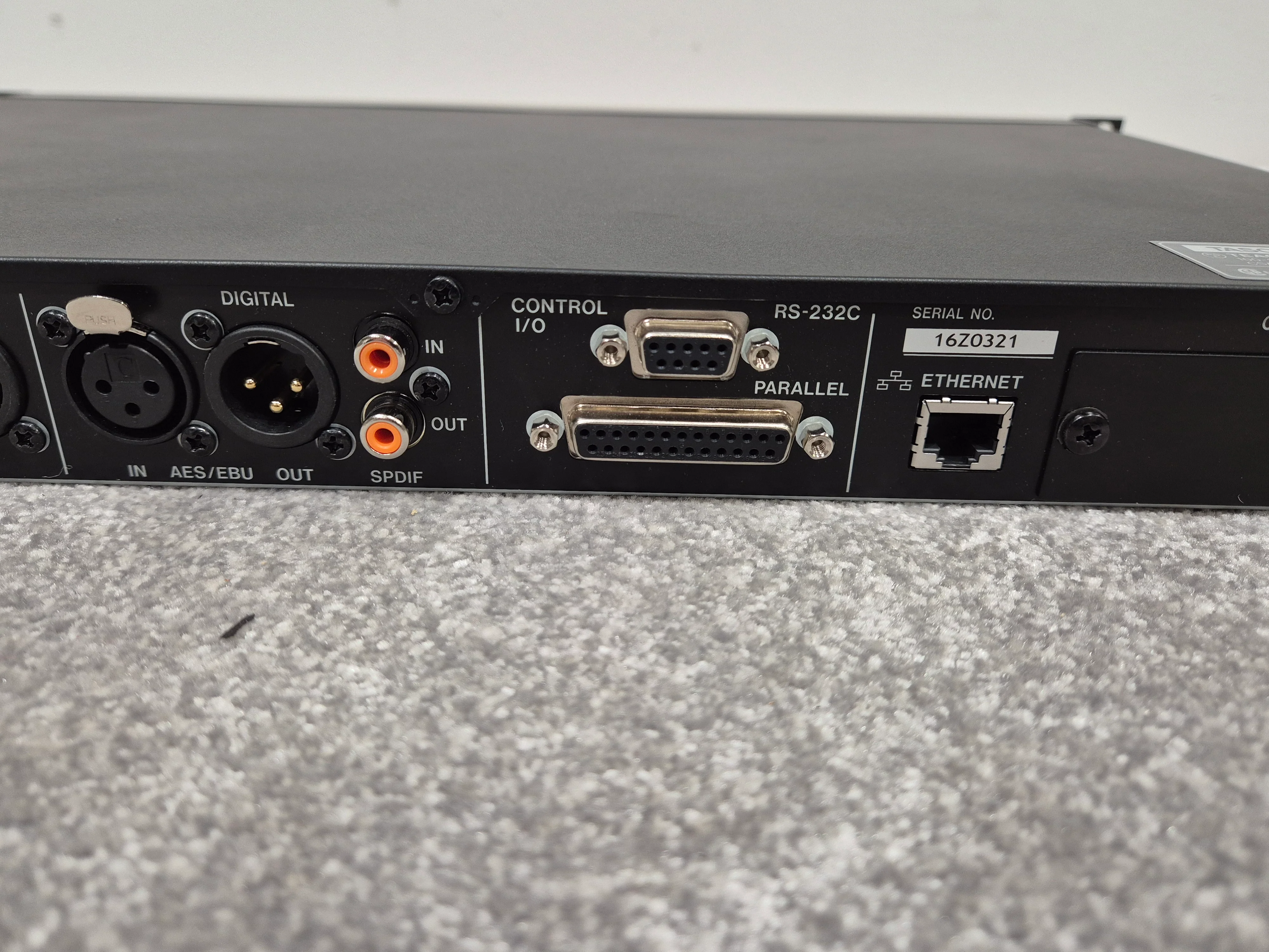 Tascam SS-R250N - Networkable Solid-State Recorder/Player w/ Original Box - Image 9