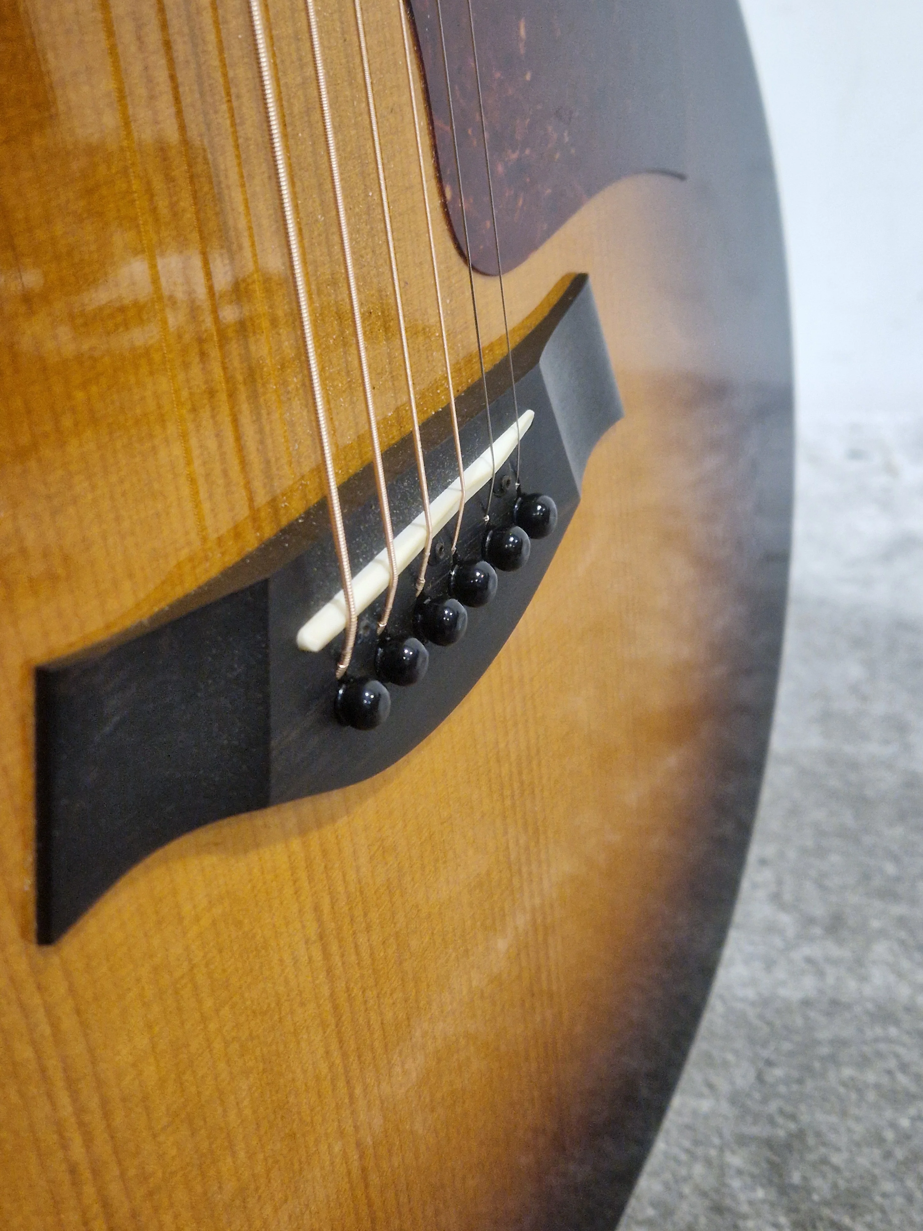 Taylor 214CE-SB-DLX Electro-Acoustic Guitar - Sunburst Finish - Excellent w/ Hard Case & Strap - Image 14