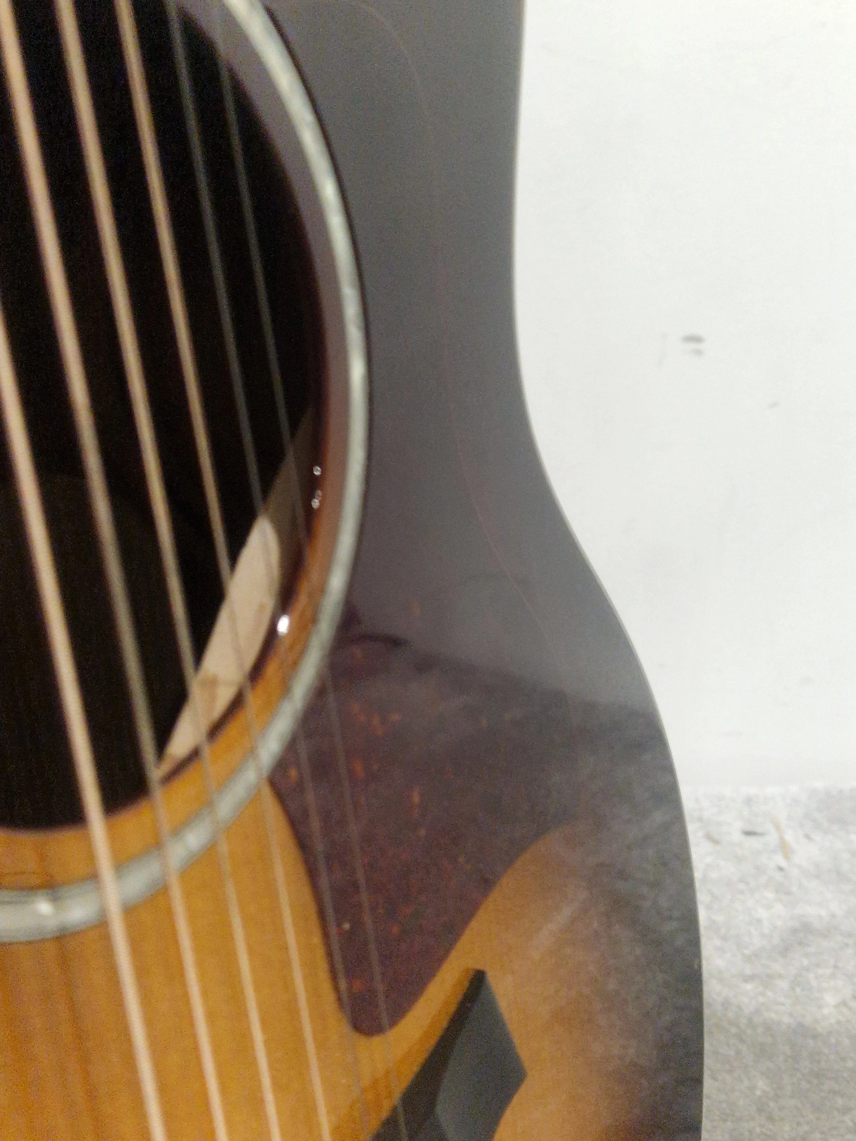 Taylor 214CE-SB-DLX Electro-Acoustic Guitar - Sunburst Finish - Excellent w/ Hard Case & Strap - Image 15