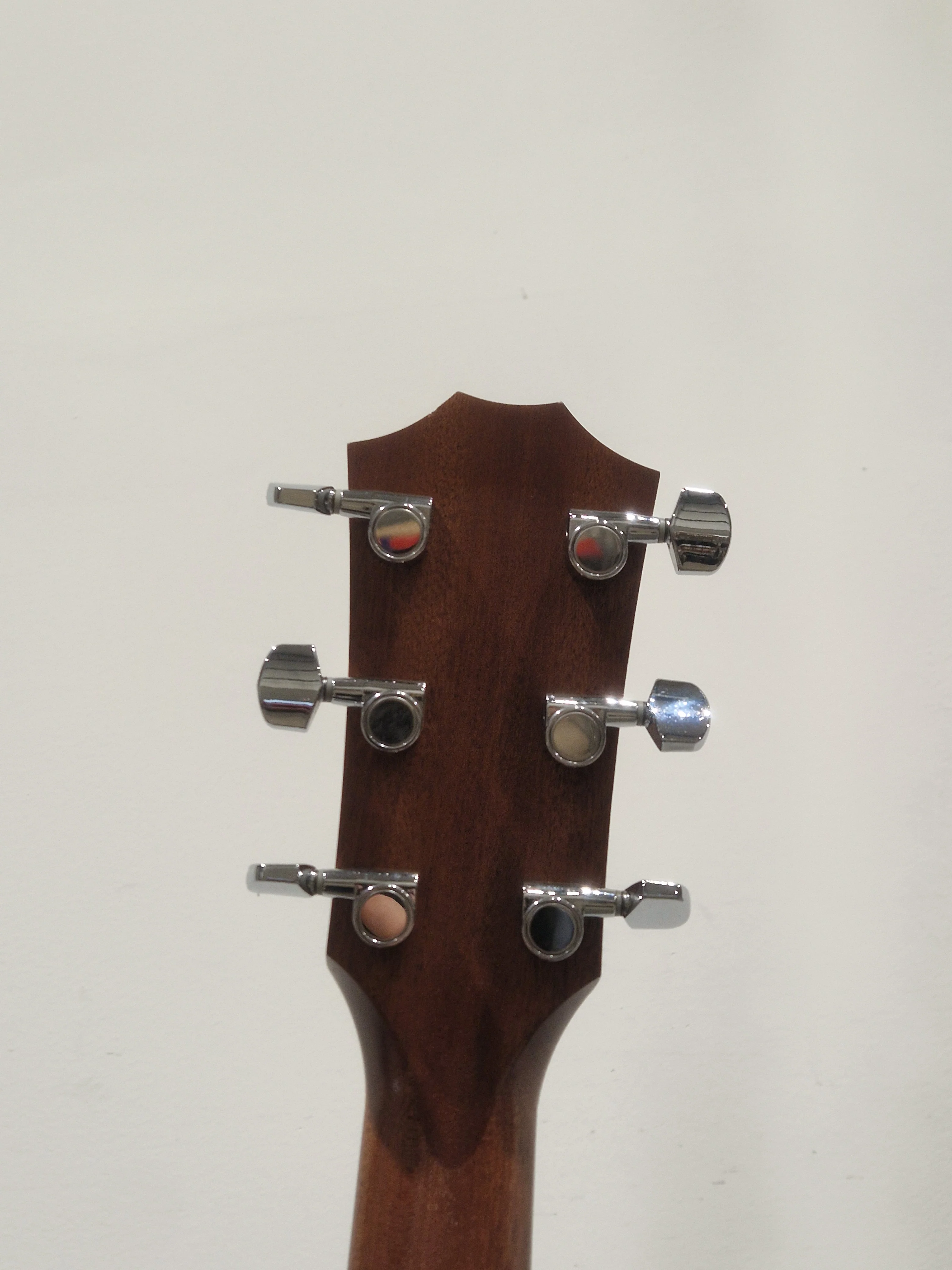 Taylor 214CE-SB-DLX Electro-Acoustic Guitar - Sunburst Finish - Excellent w/ Hard Case & Strap - Image 4