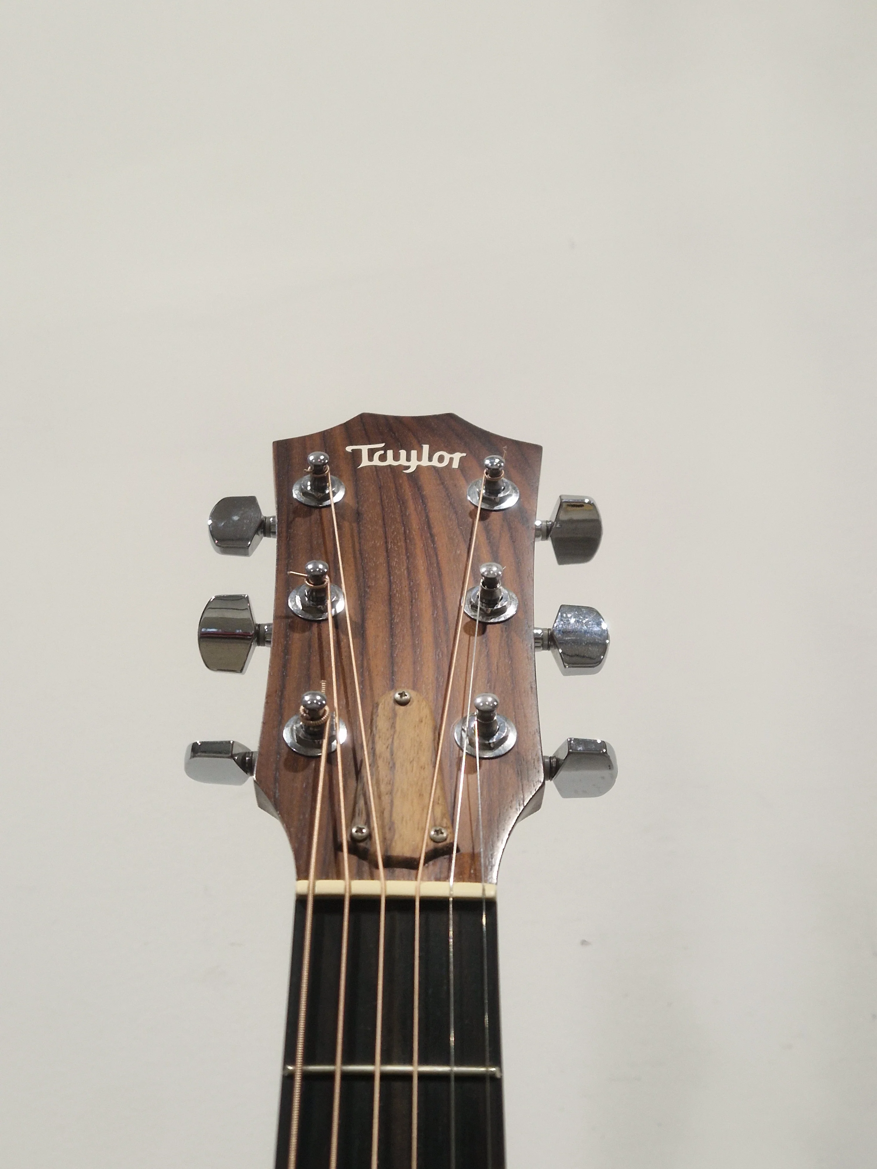 Taylor 214CE-SB-DLX Electro-Acoustic Guitar - Sunburst Finish - Excellent w/ Hard Case & Strap - Image 5