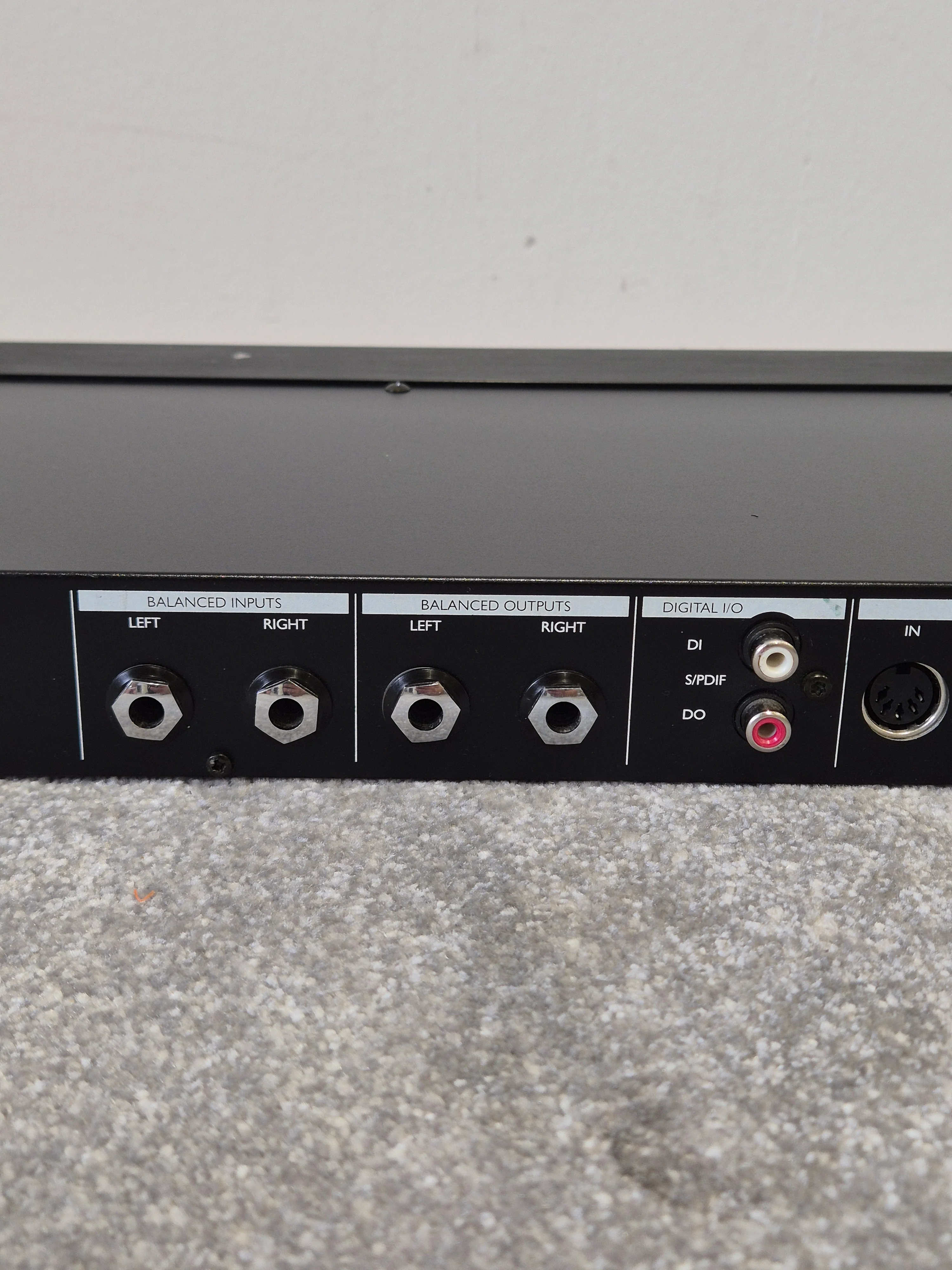TC Electronic D-Two - Multi-Effects Processor, Digital Delay - Very Good w/ Original Box & Power Supply & Manuals - Image 11