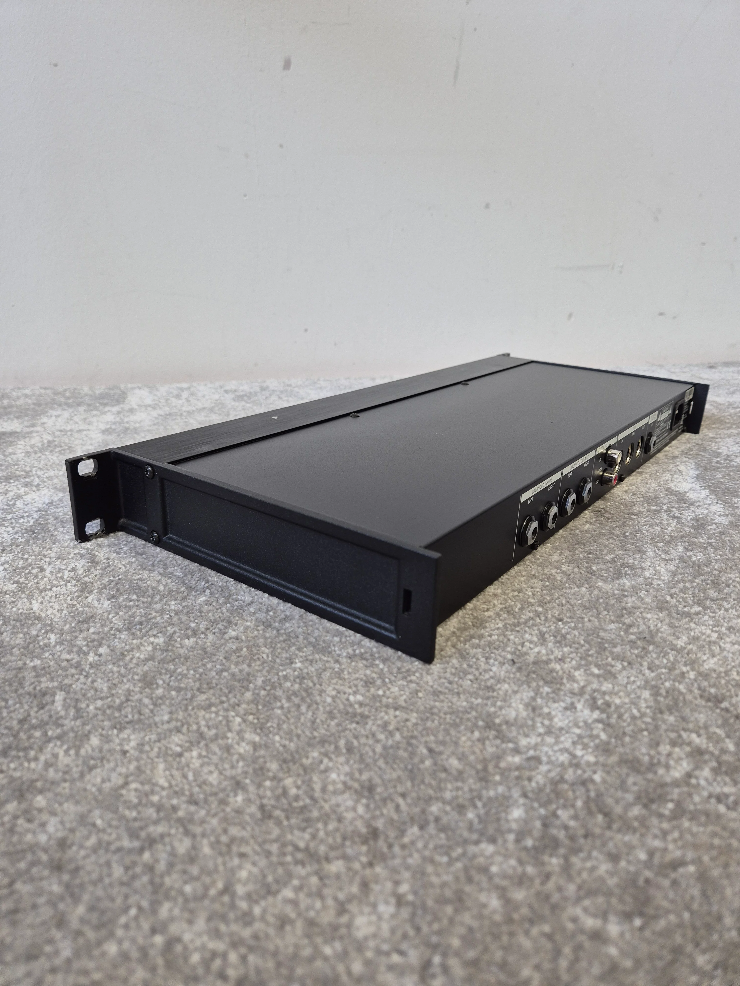 TC Electronic D-Two - Multi-Effects Processor, Digital Delay - Very Good w/ Original Box & Power Supply & Manuals - Image 12