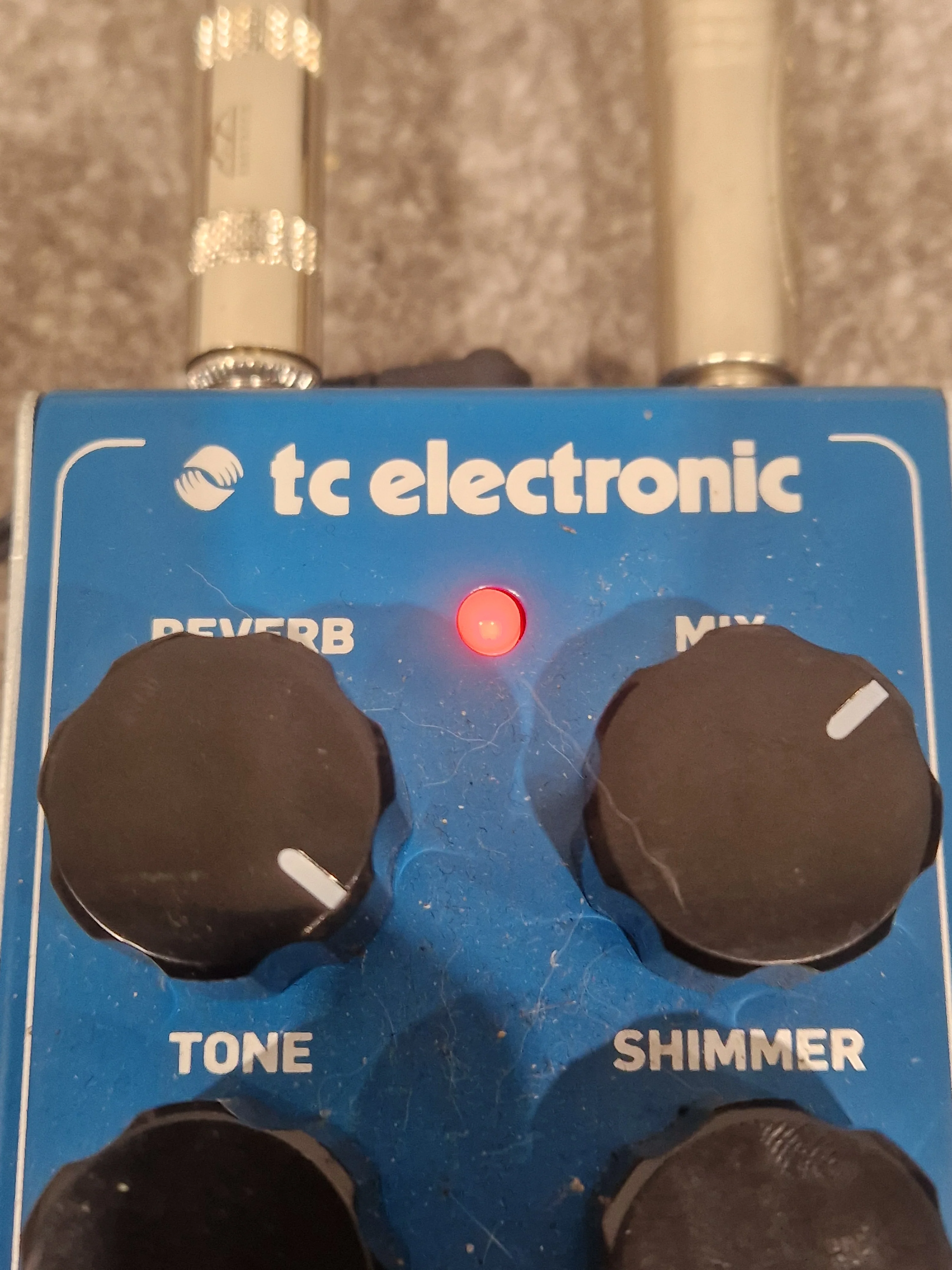 TC Electronics Fluorescence - Shimmer Reverb Pedal - Excellent - Image 3