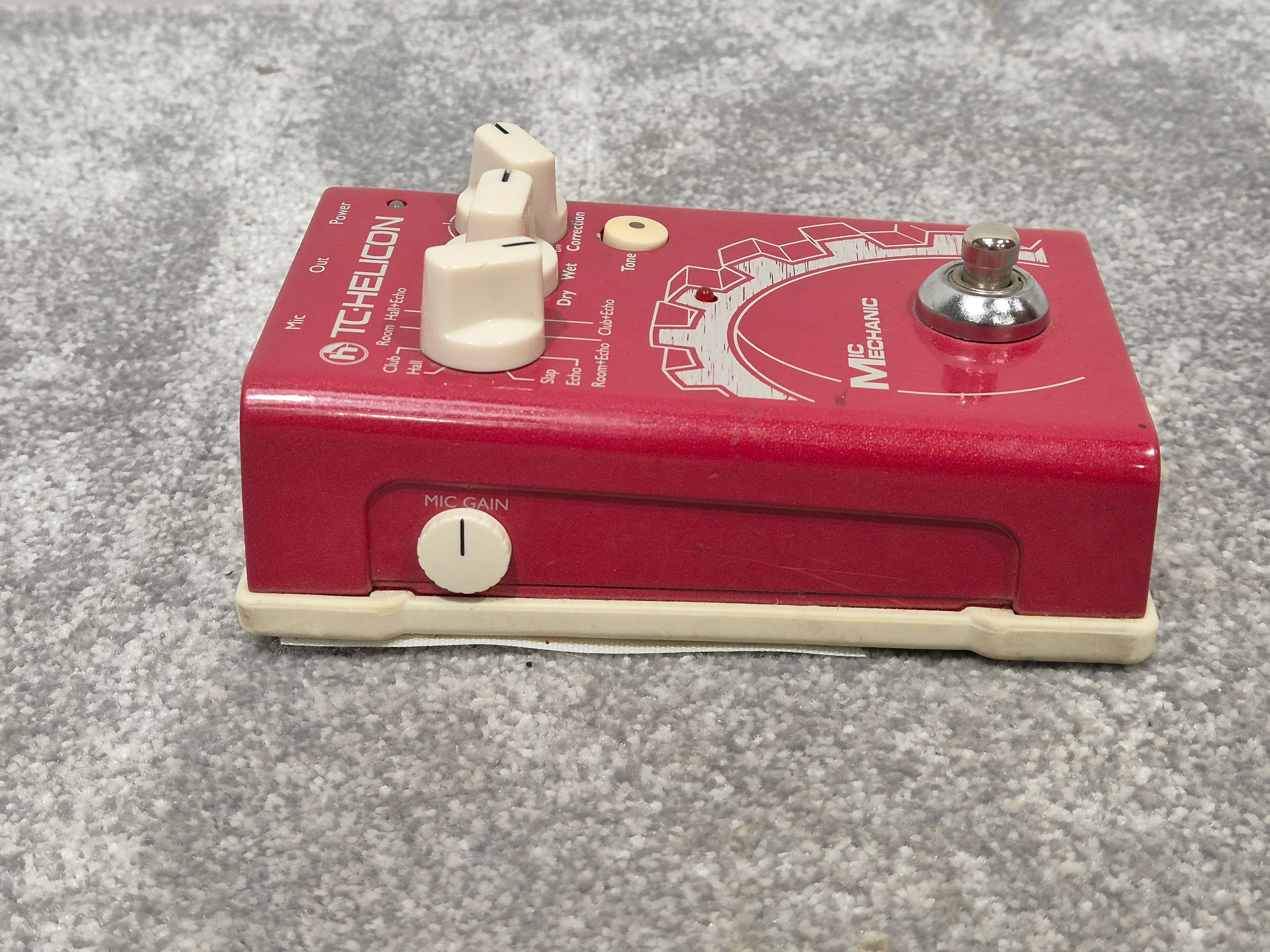 TC Helicon Mic Mechanic - Compact Vocal Effects Processor - Image 4