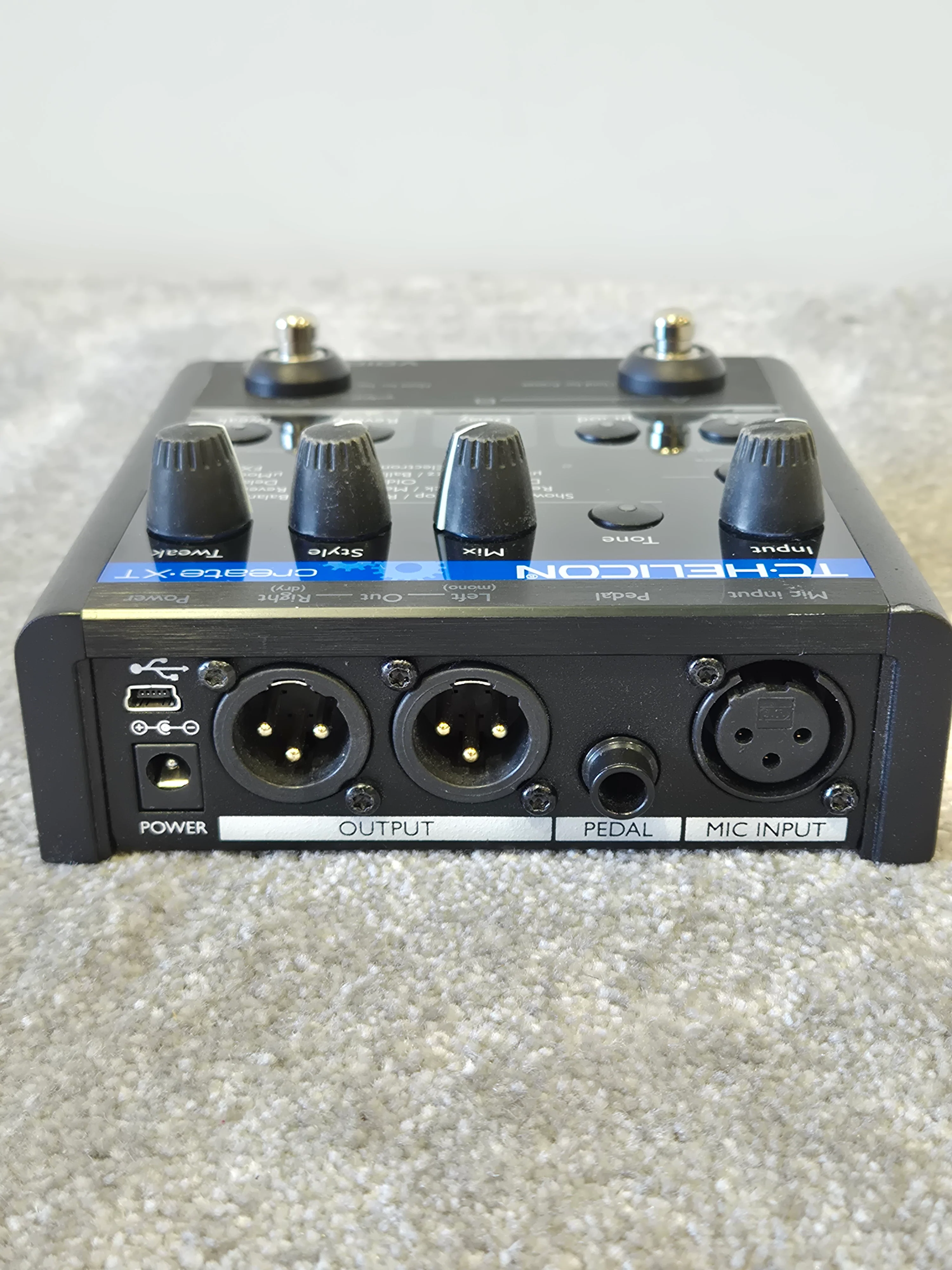 TC Helicon VoiceTone Create XT - Vocal Processor - Image 6