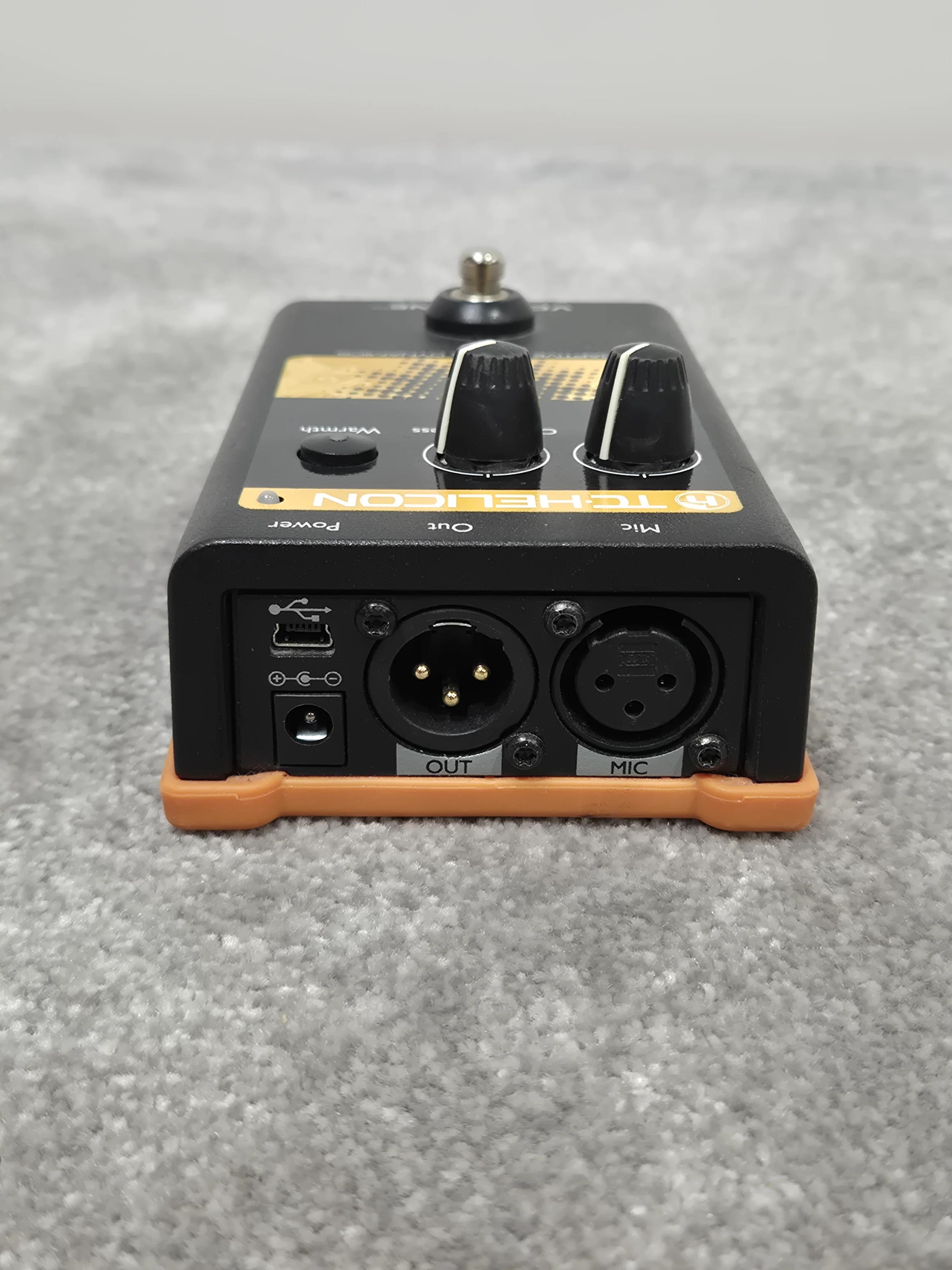 TC Helicon VoiceTone T1 - Vocal Effects Processor - Excellent - Image 4