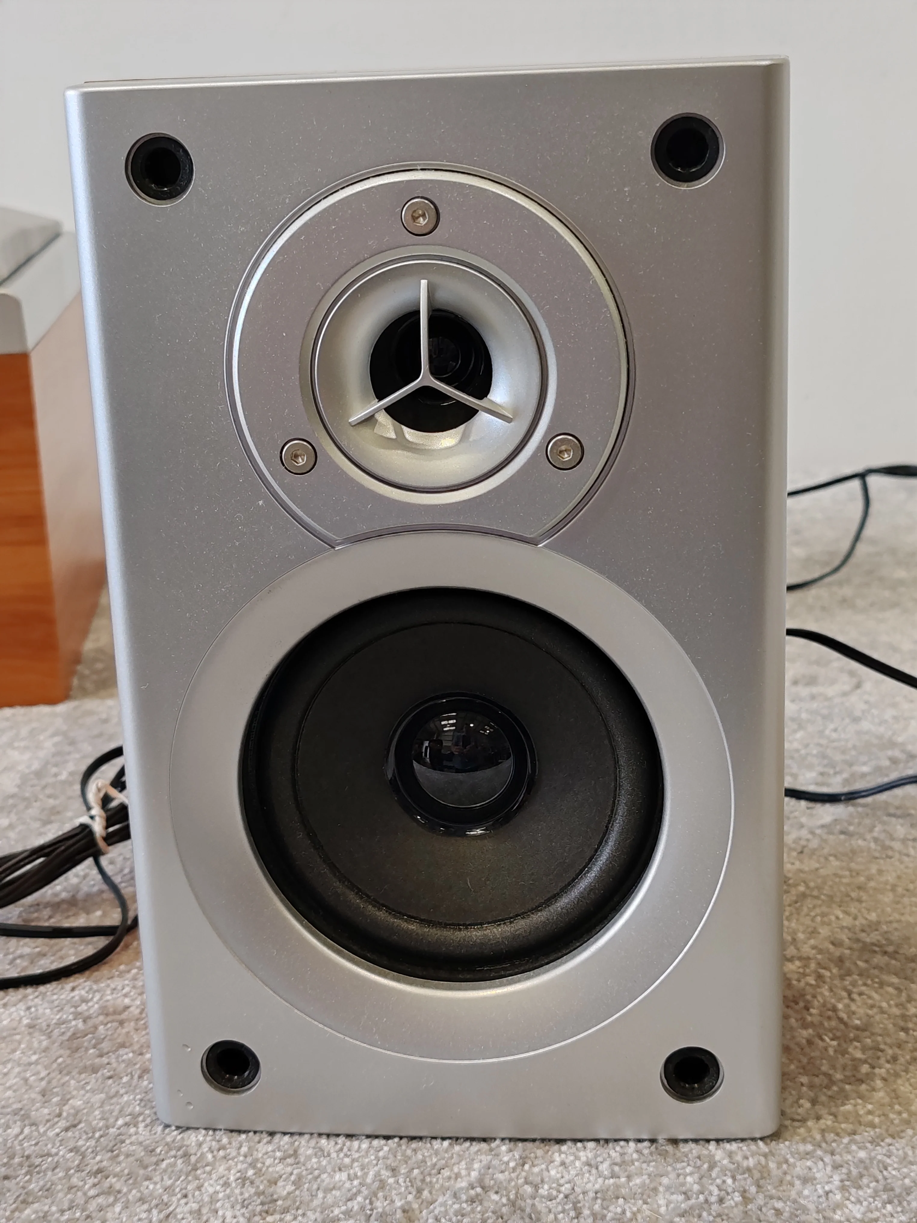 TEAC MC-D3 Micro Hi-Fi System – With Manual & Remote – Very Good - Image 14
