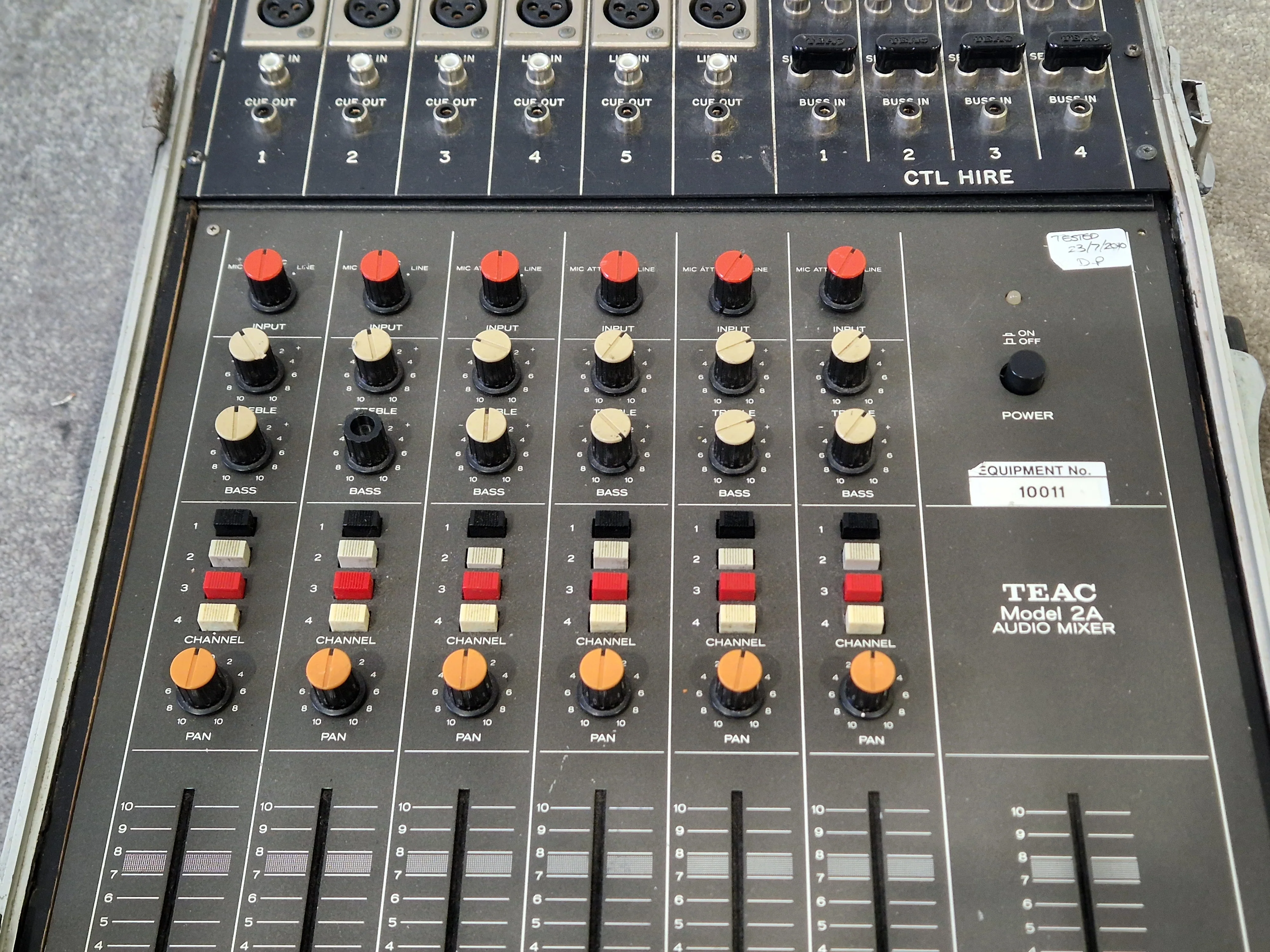 Teac Model 2A – 6-channel Mixer, Vintage Analog - 6 Channels, Analog Design - Good w/ Hard Case - Image 2