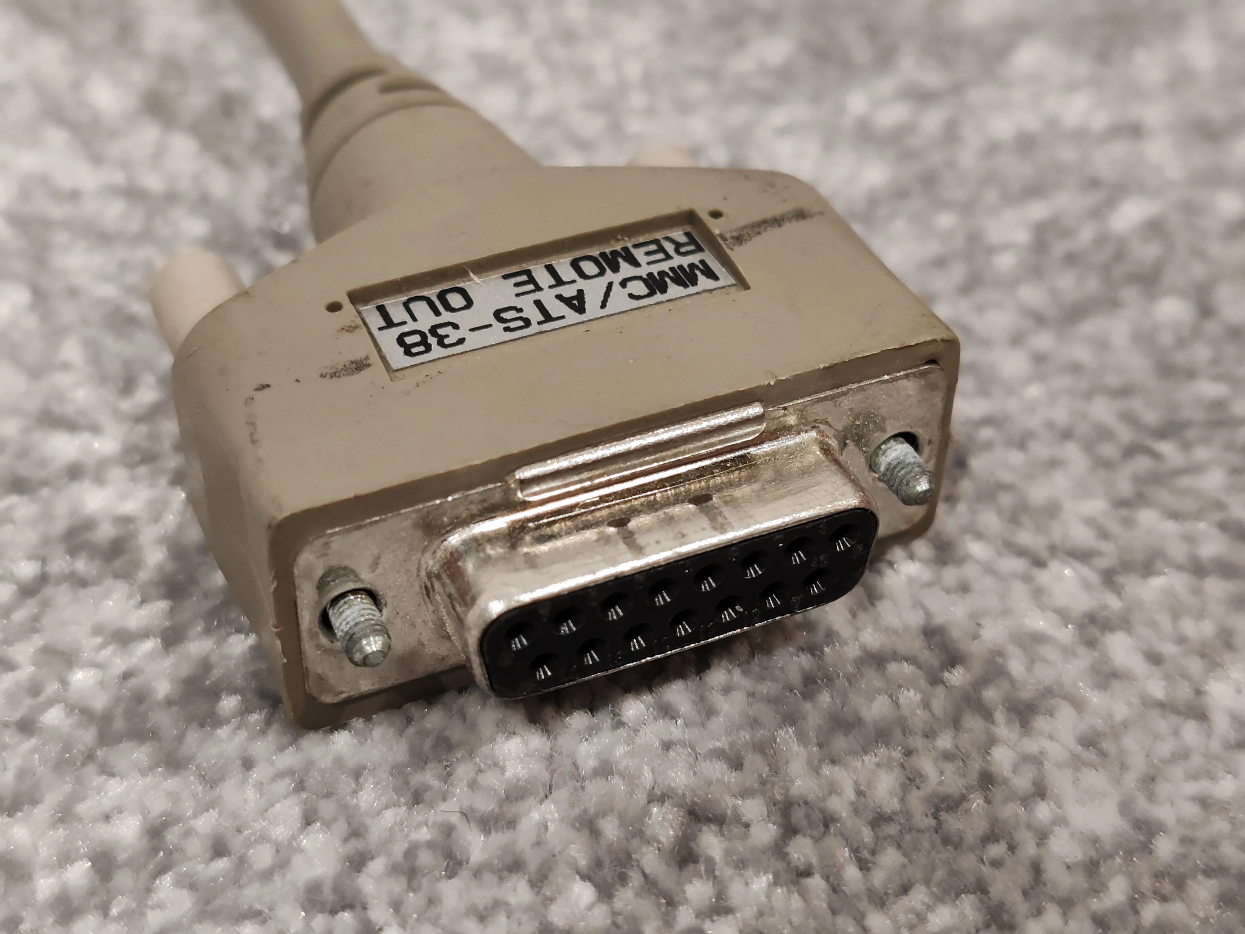 Teac Tascam DA-38 to ATS-38 Sync Cable - 1.1m length - Image 2