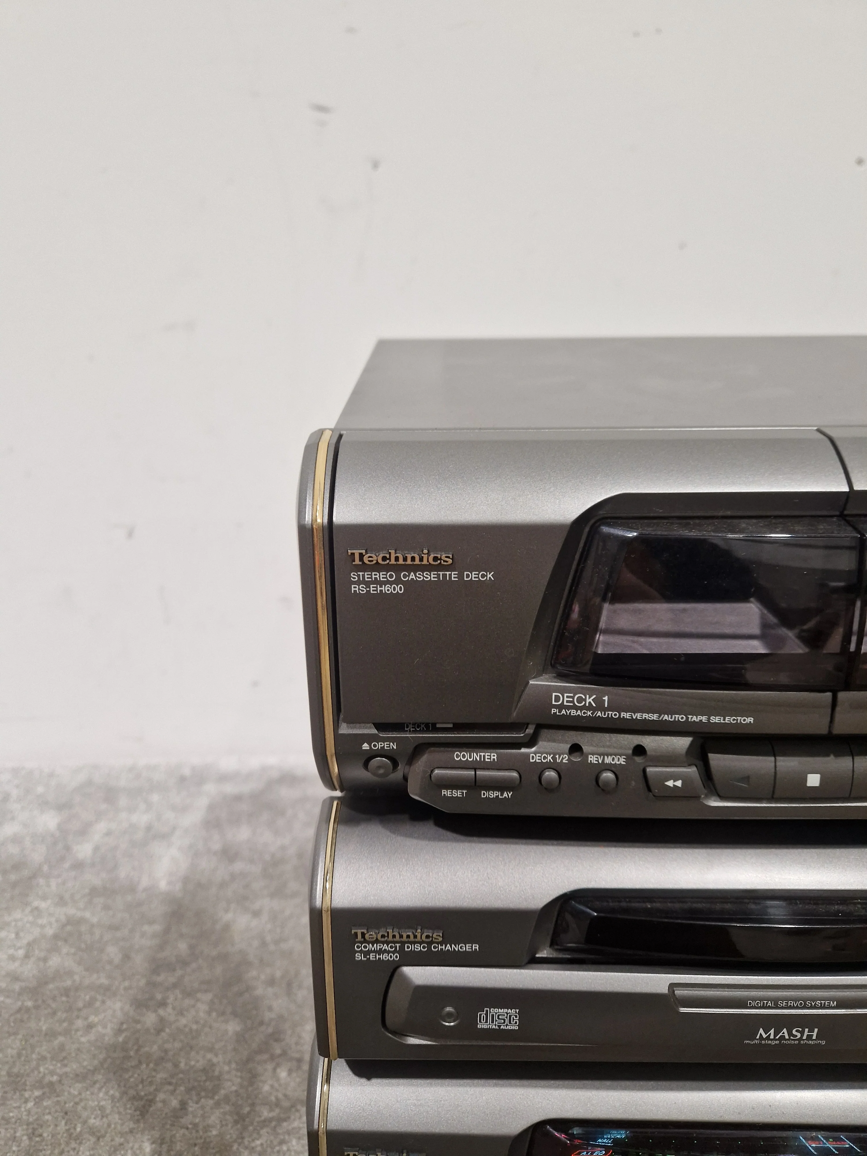 Technics HI-FI Set SA-EH600 Audio System - Multi-Disc Changer - Excellent w/ Original Box & Power Cable - Image 3