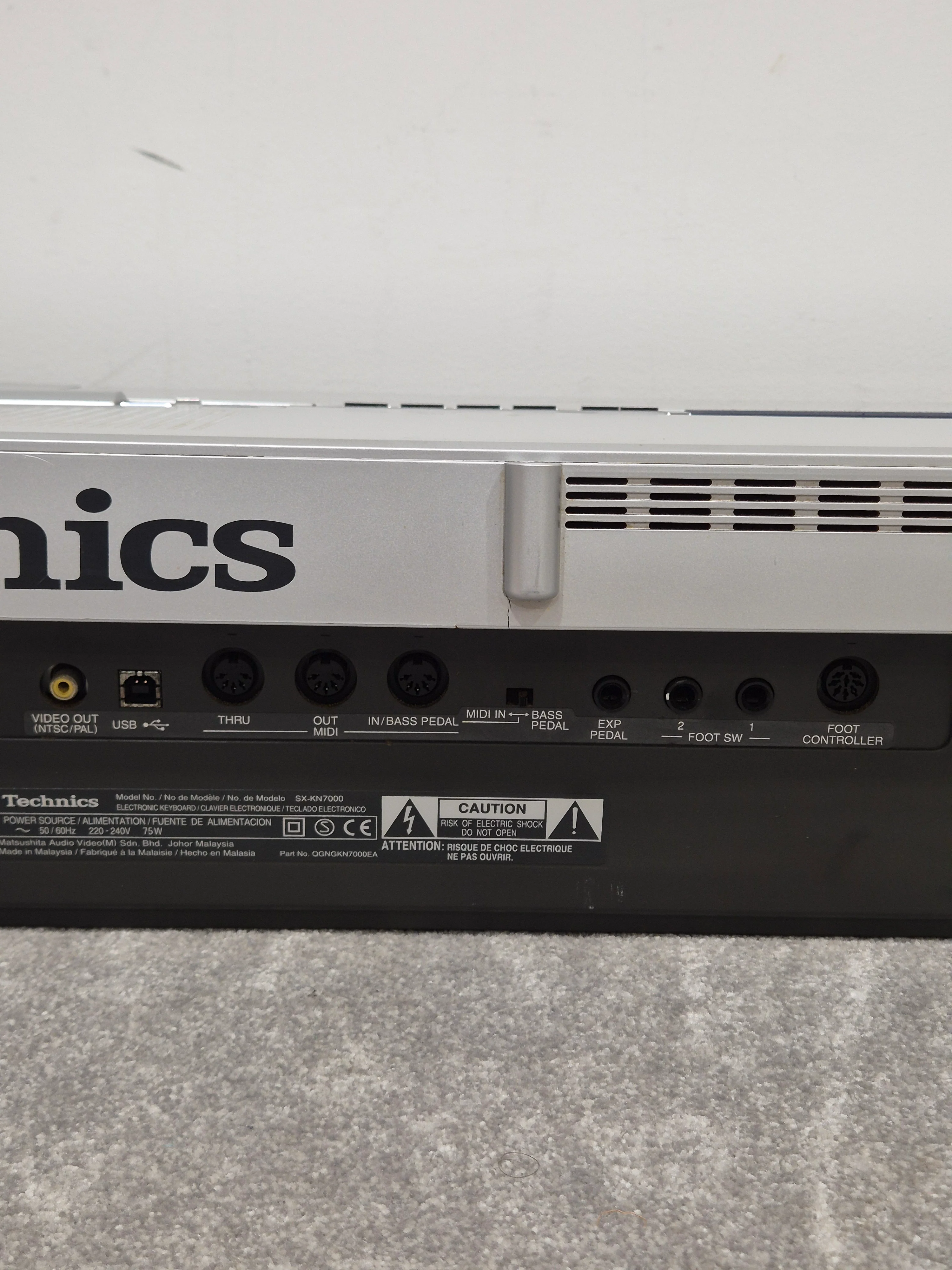 Technics KN7000 - Digital Keyboard Workstation - Fair - Image 17