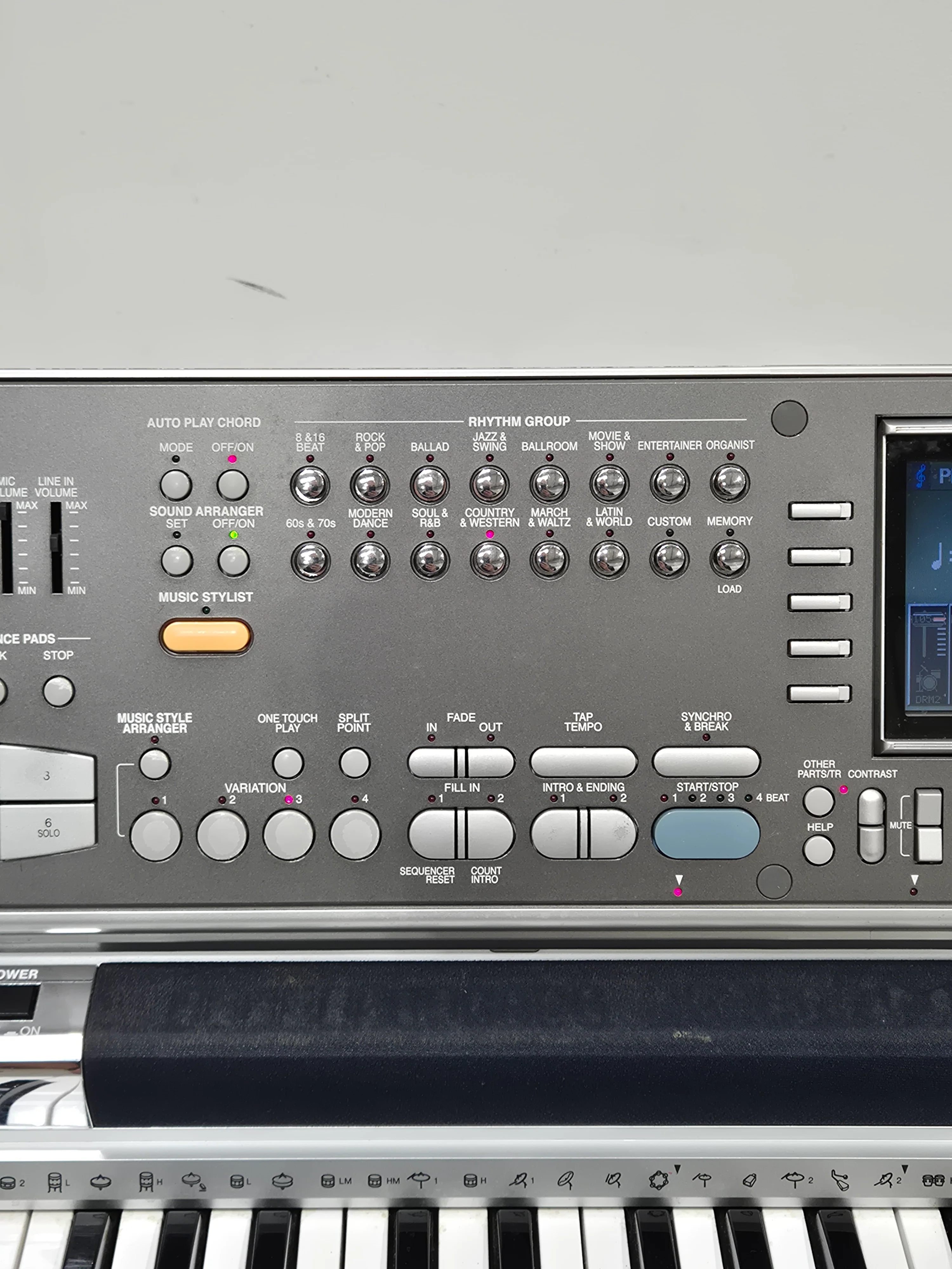 Technics KN7000 - Digital Keyboard Workstation - Fair - Image 3