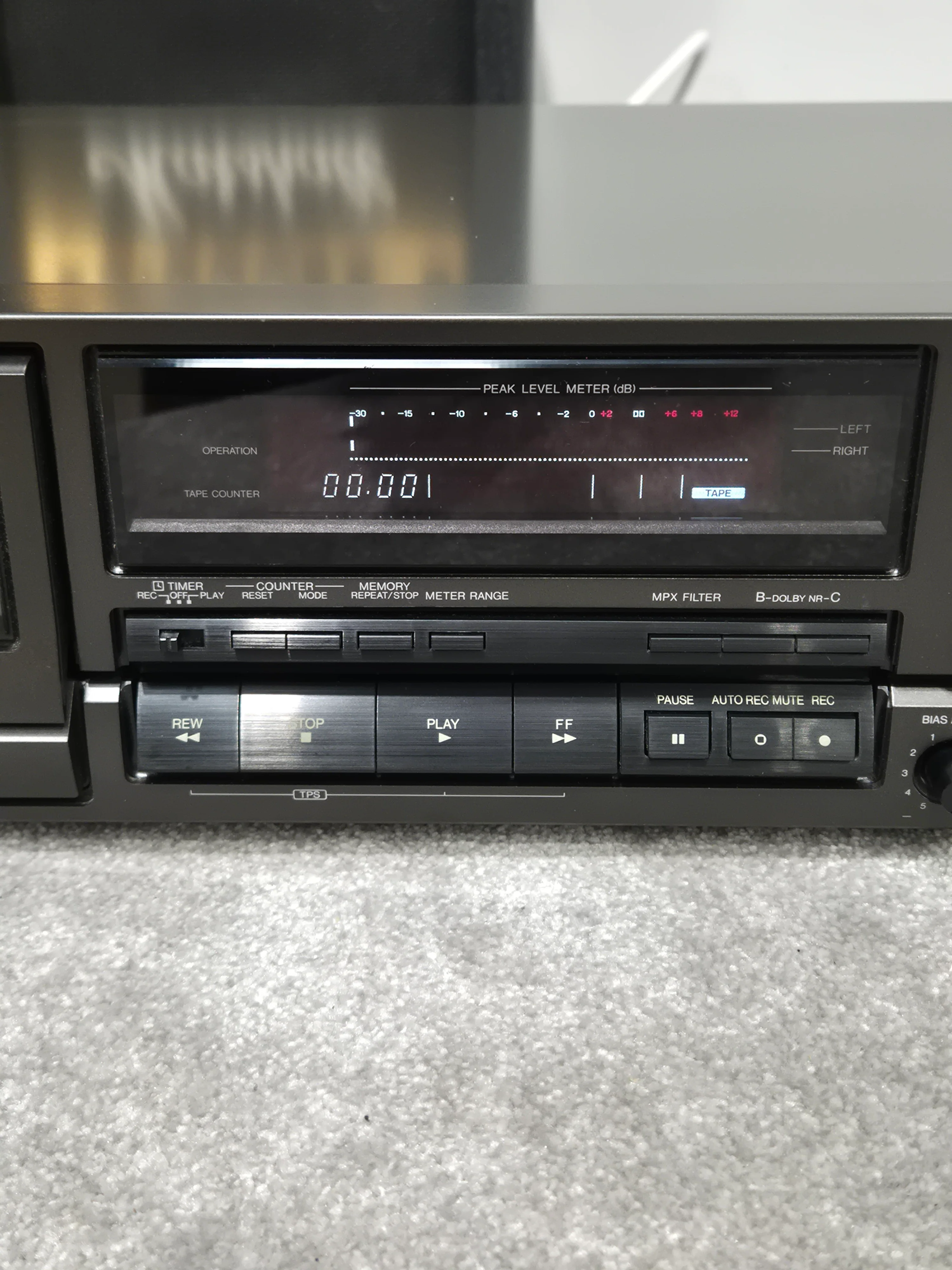 Technics RS-BX606 - Stereo Cassette Deck w/ Original Box - Image 2