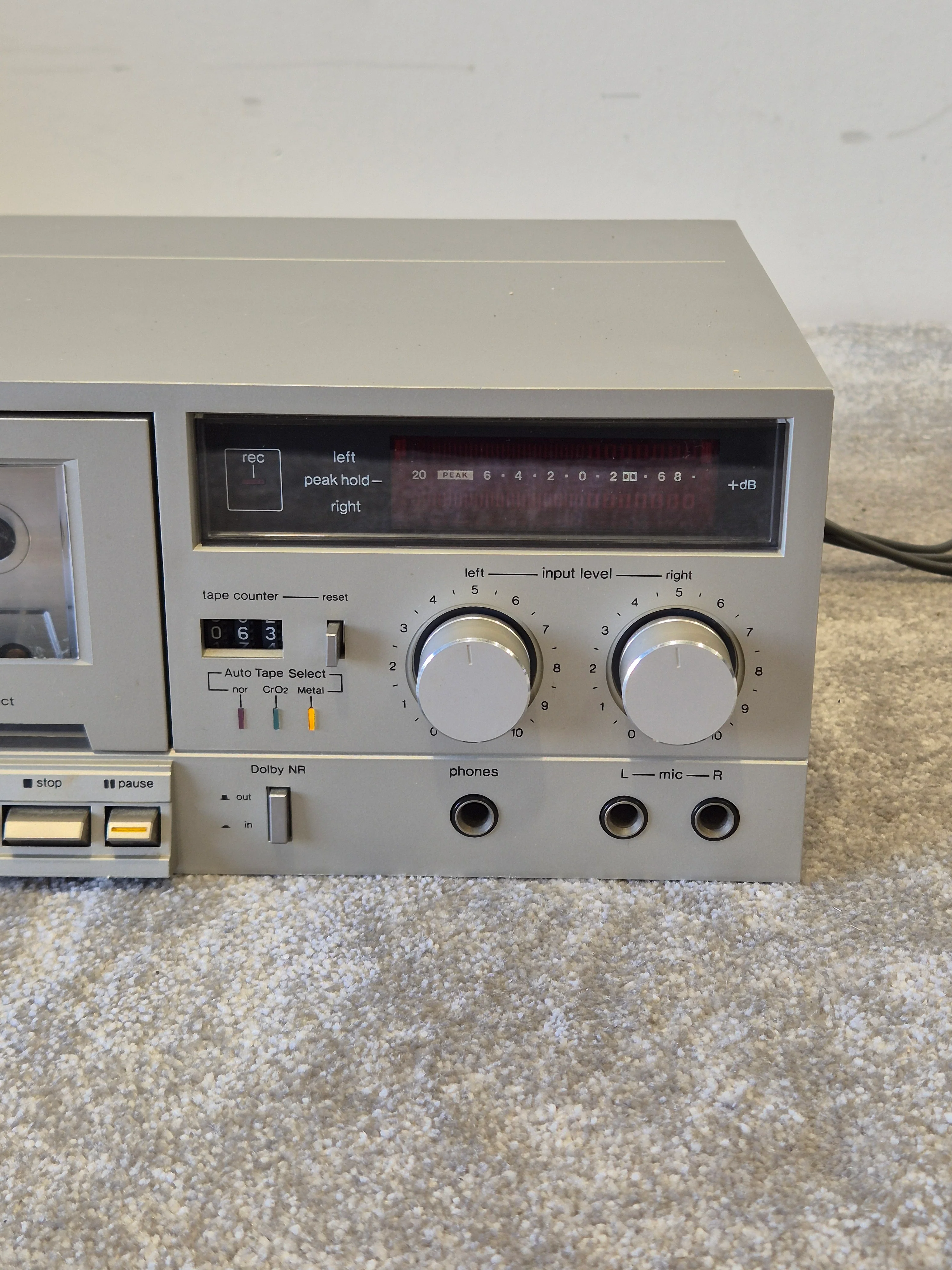 Technics RS-M07 - Stereo Cassette Deck - Very Good - Image 2