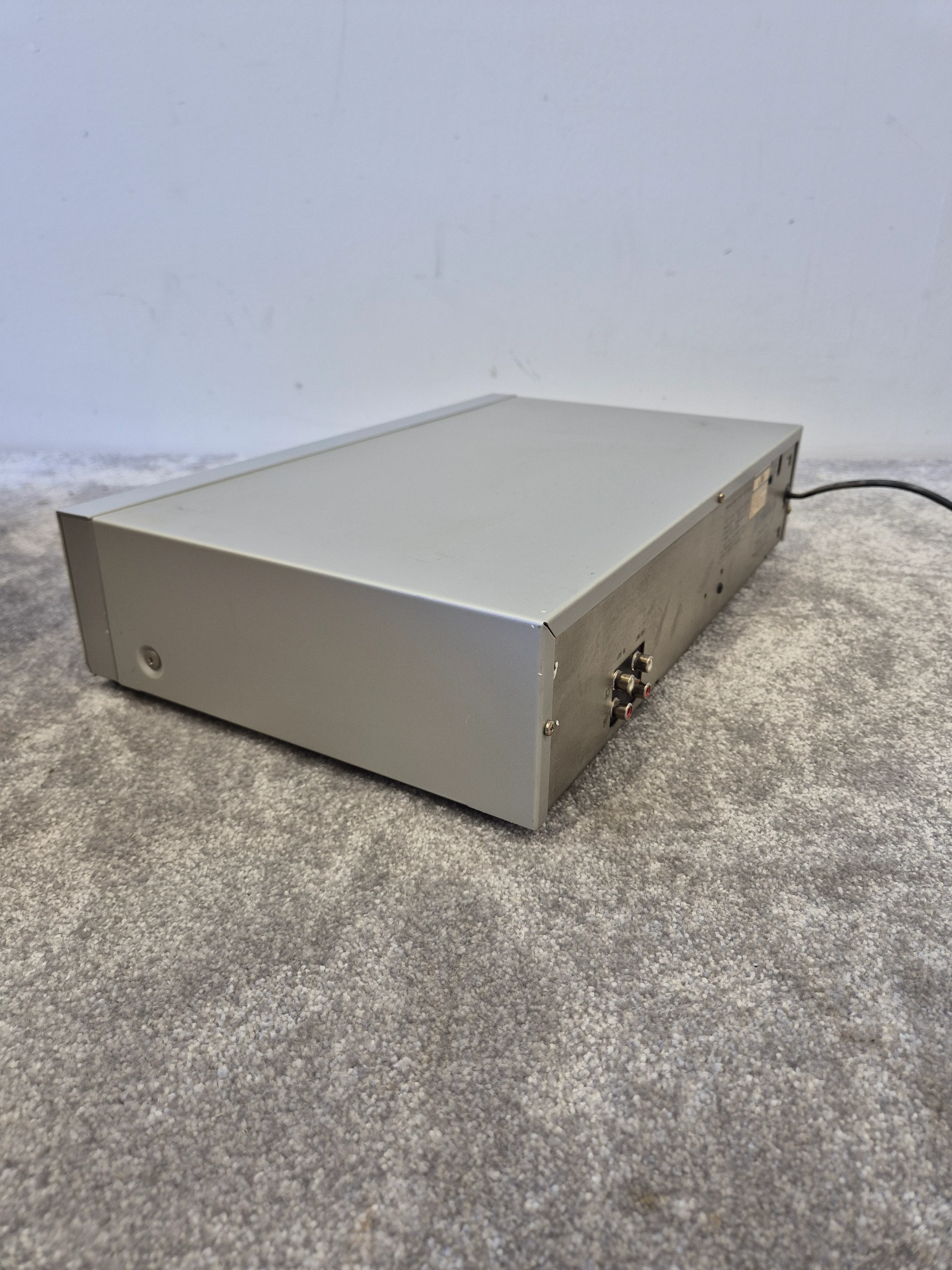 Technics RS-M235X Stereo Cassette Deck – Spares or Repairs - Image 9