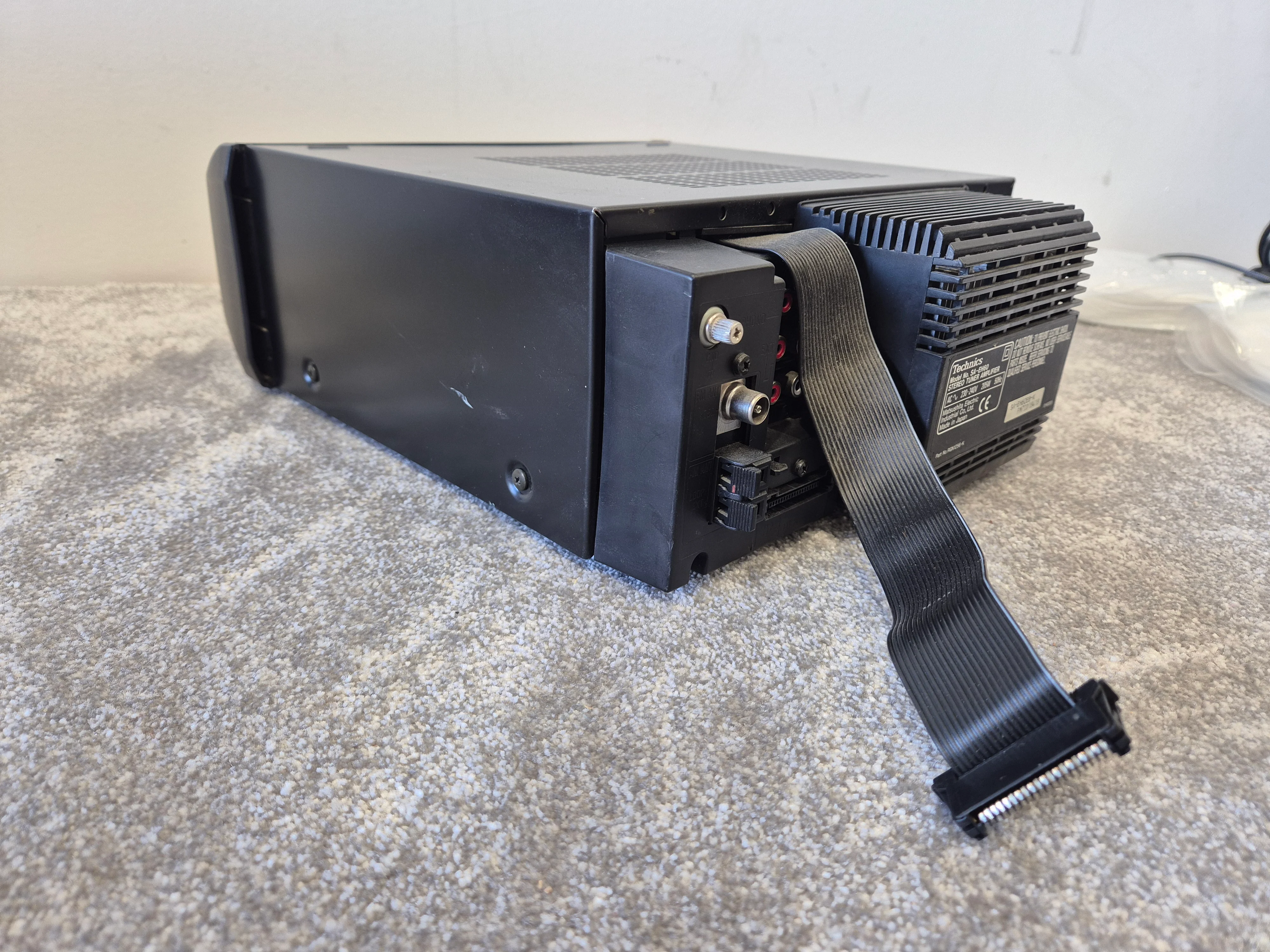 Technics SA-EH60 Tuner Amplifier - Stereo Tuner - Image 9