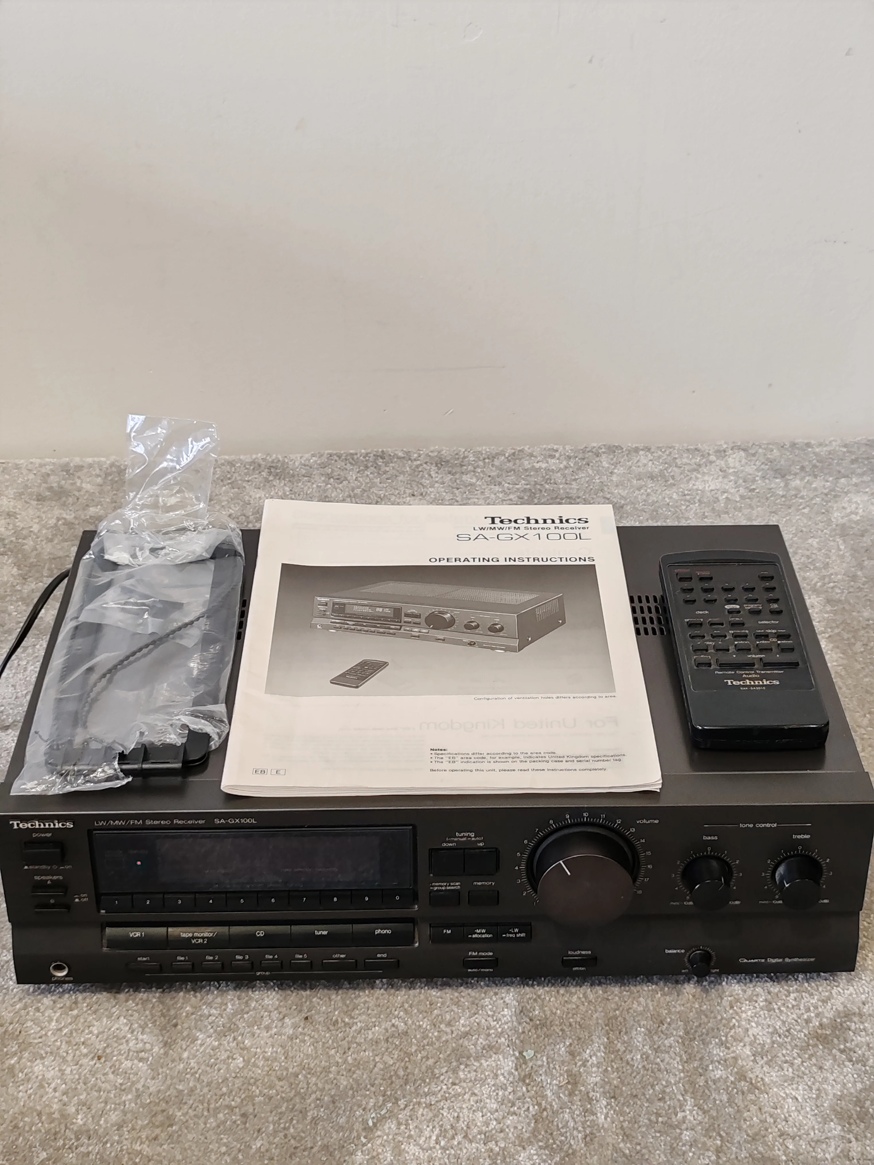 Technics SA-GX100L Stereo Receiver – Classic Hi-Fi Performance Very Good Condition - Image 7