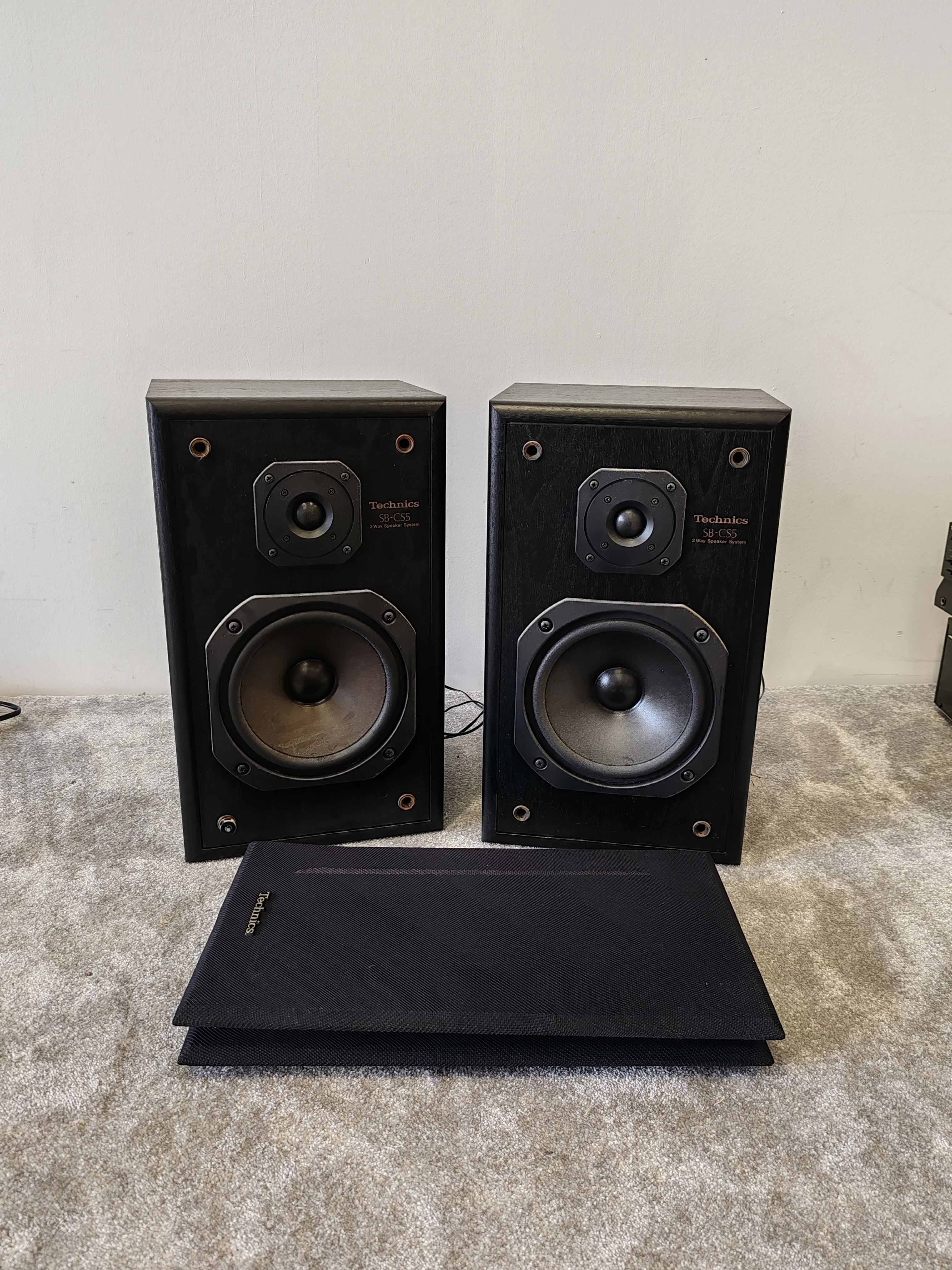 Technics SB-CS5 Hi-Fi Speaker System Pair- Very Good Condition - Image 2