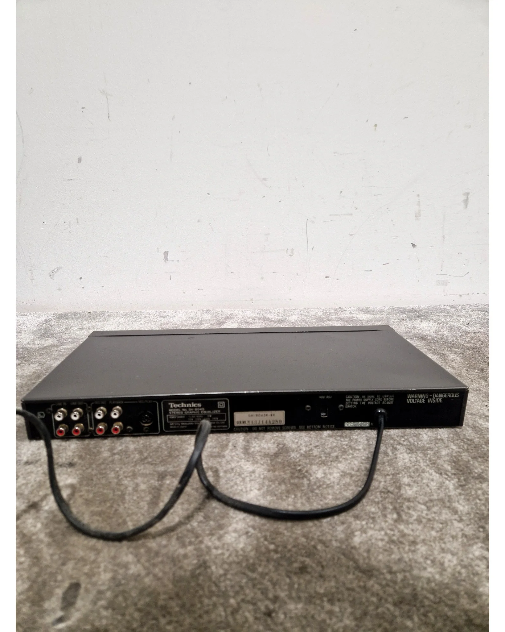 Technics Sh-8045 Equalizer – Equalizer - Spares or Repair - Image 4