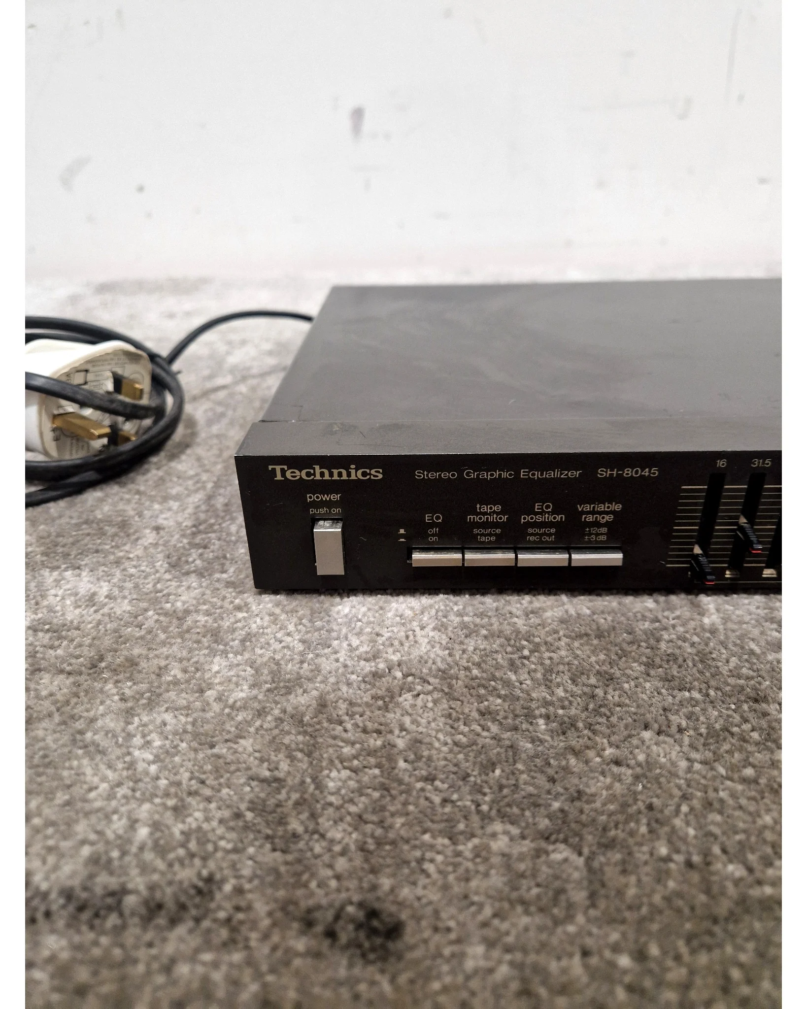 Technics Sh-8045 Equalizer – Equalizer - Spares or Repair - Image 7
