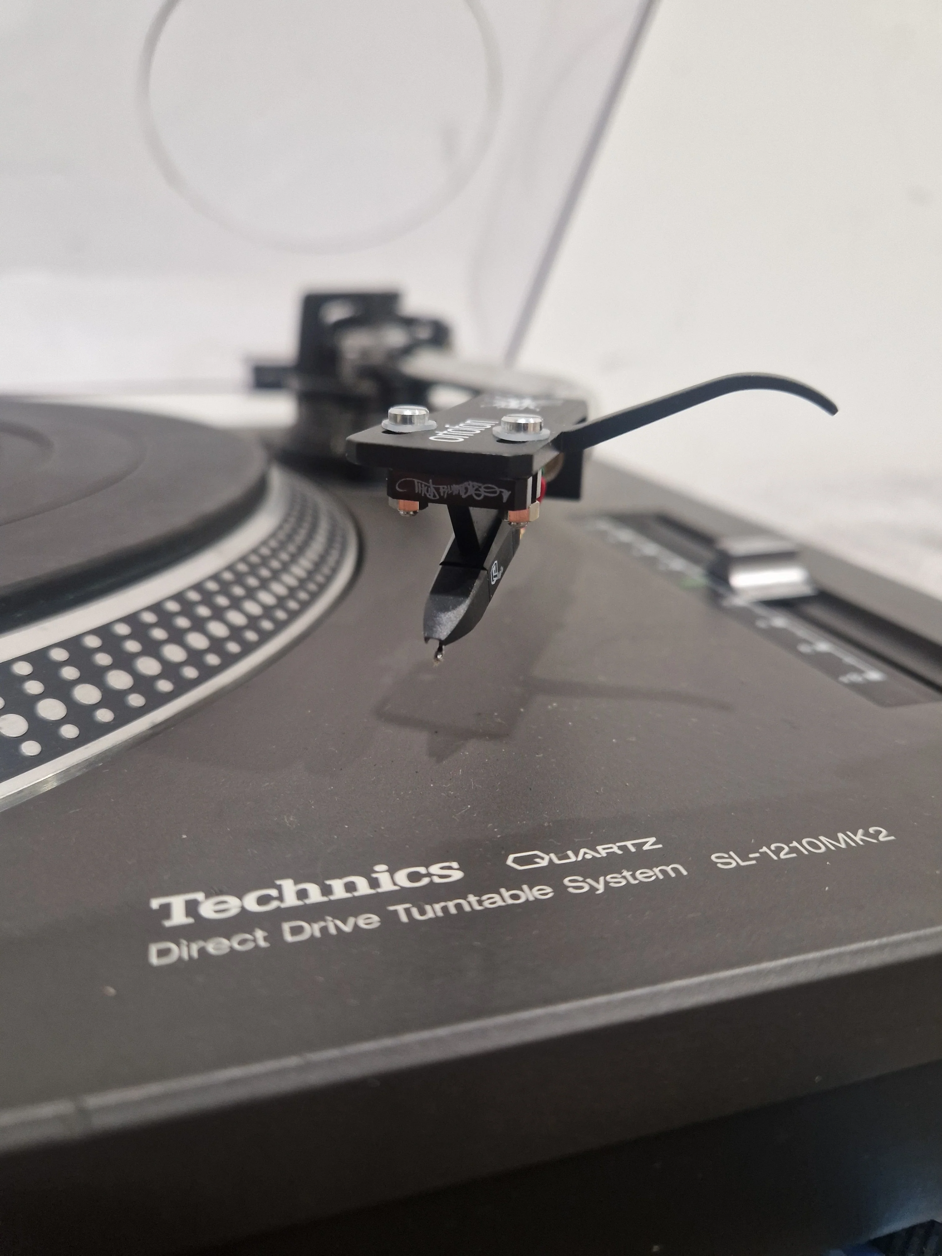 Technics Sl-1210mk2 Turntable - Direct Drive - Excellent - Image 2