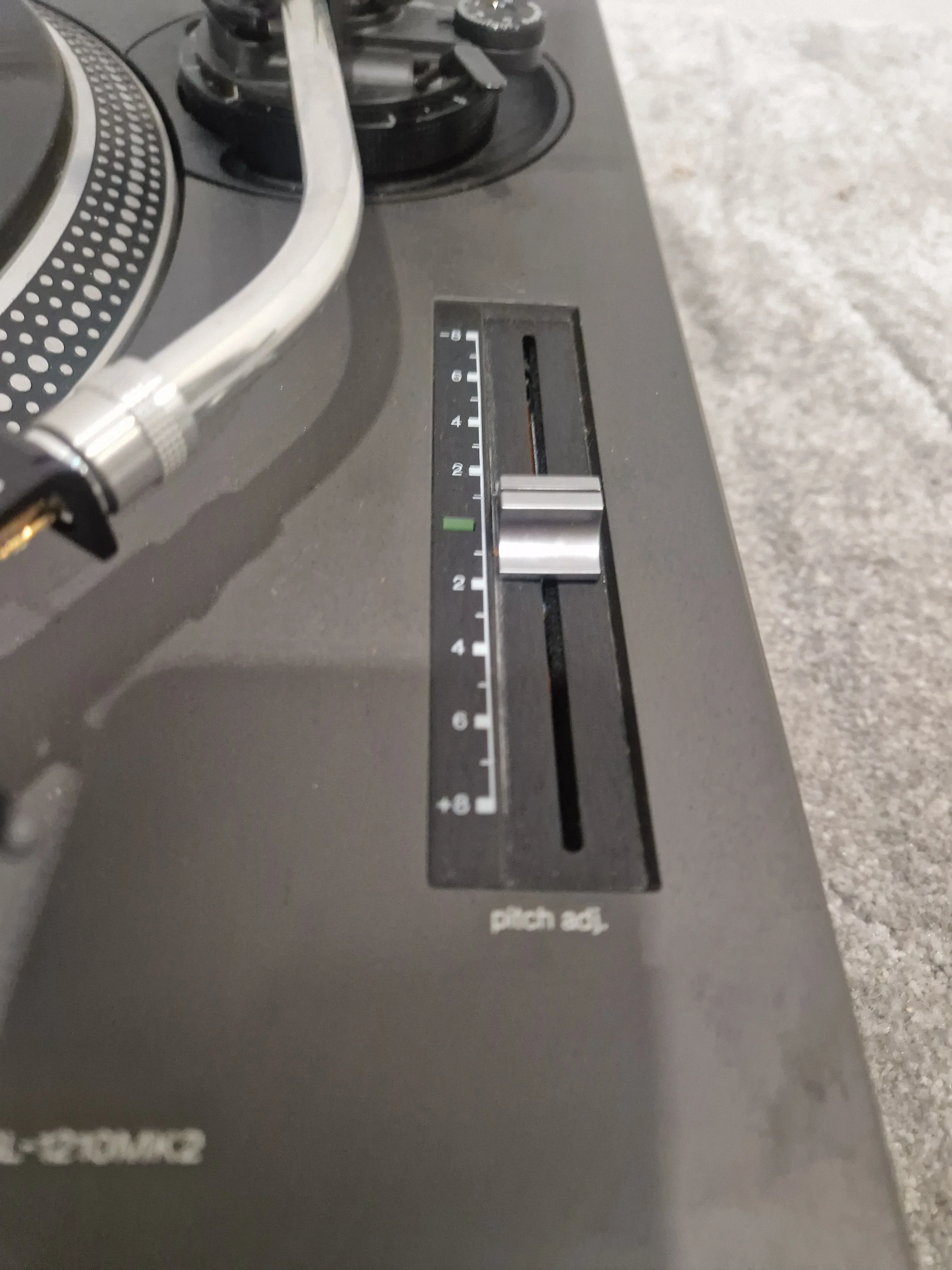 Technics Sl-1210mk2 Turntable - Direct Drive - Excellent - Image 4