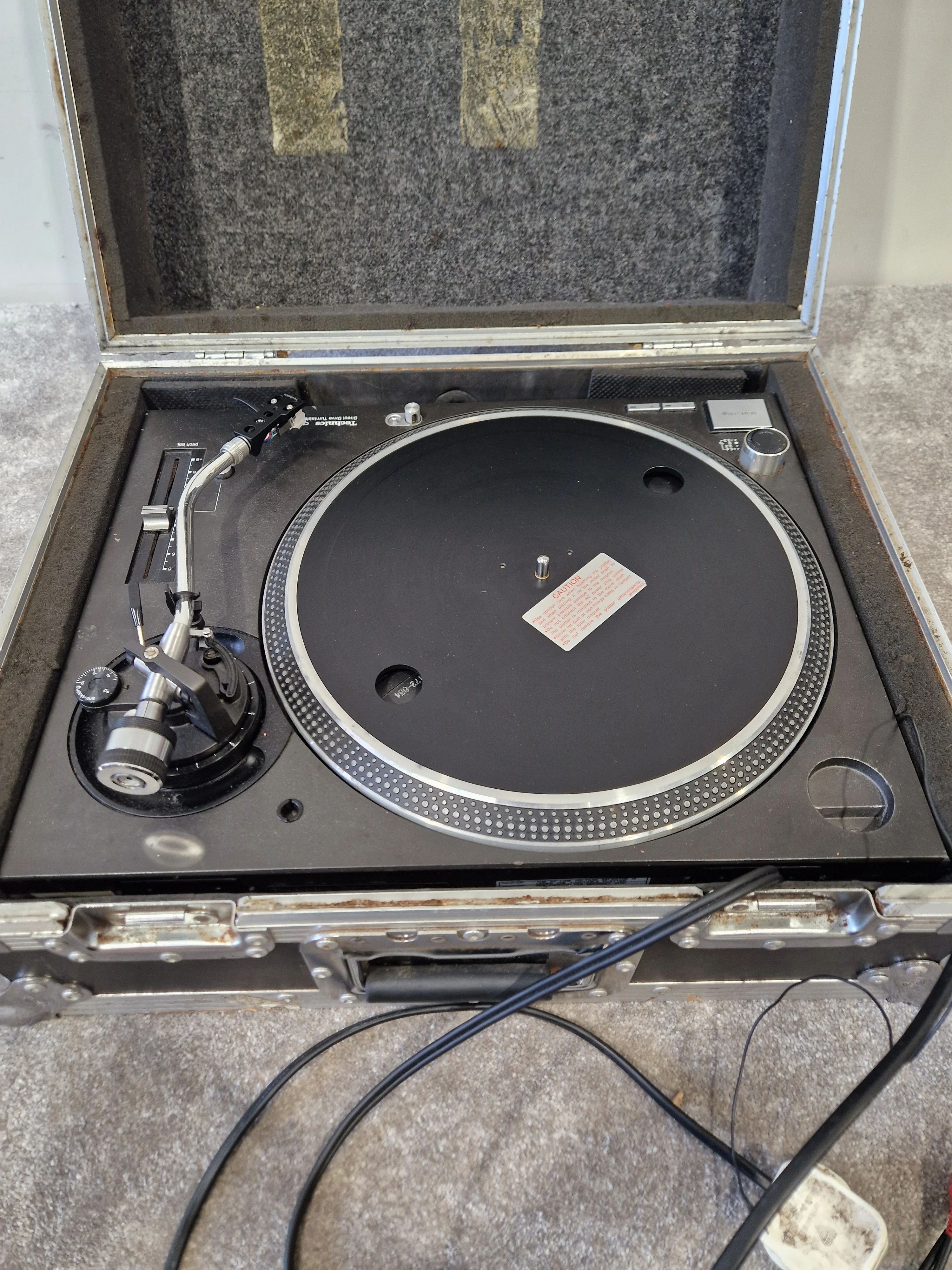 Technics SL-1210MK5 Turntable – Quartz Direct Drive – Road Case Included – Very Good - Image 6