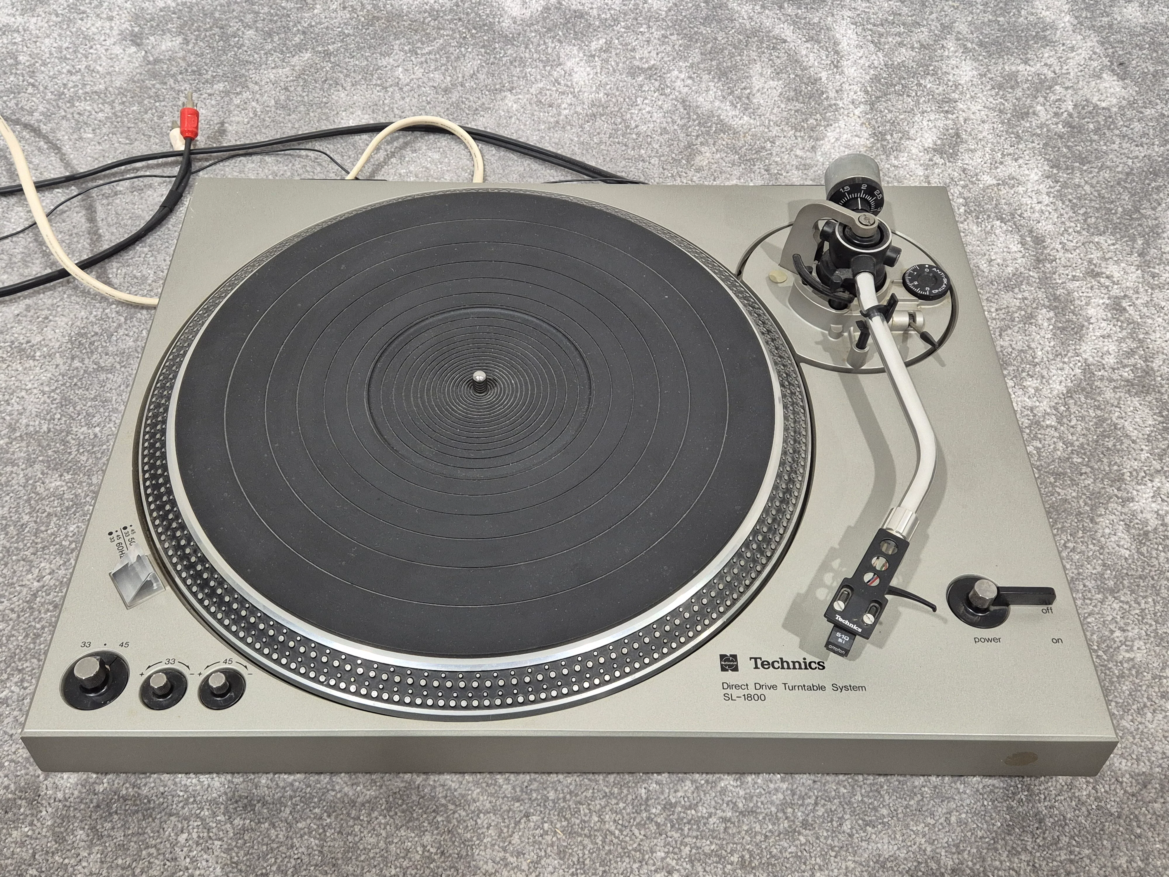 Technics SL 1800 - Direct-Drive Turntable - Image 2