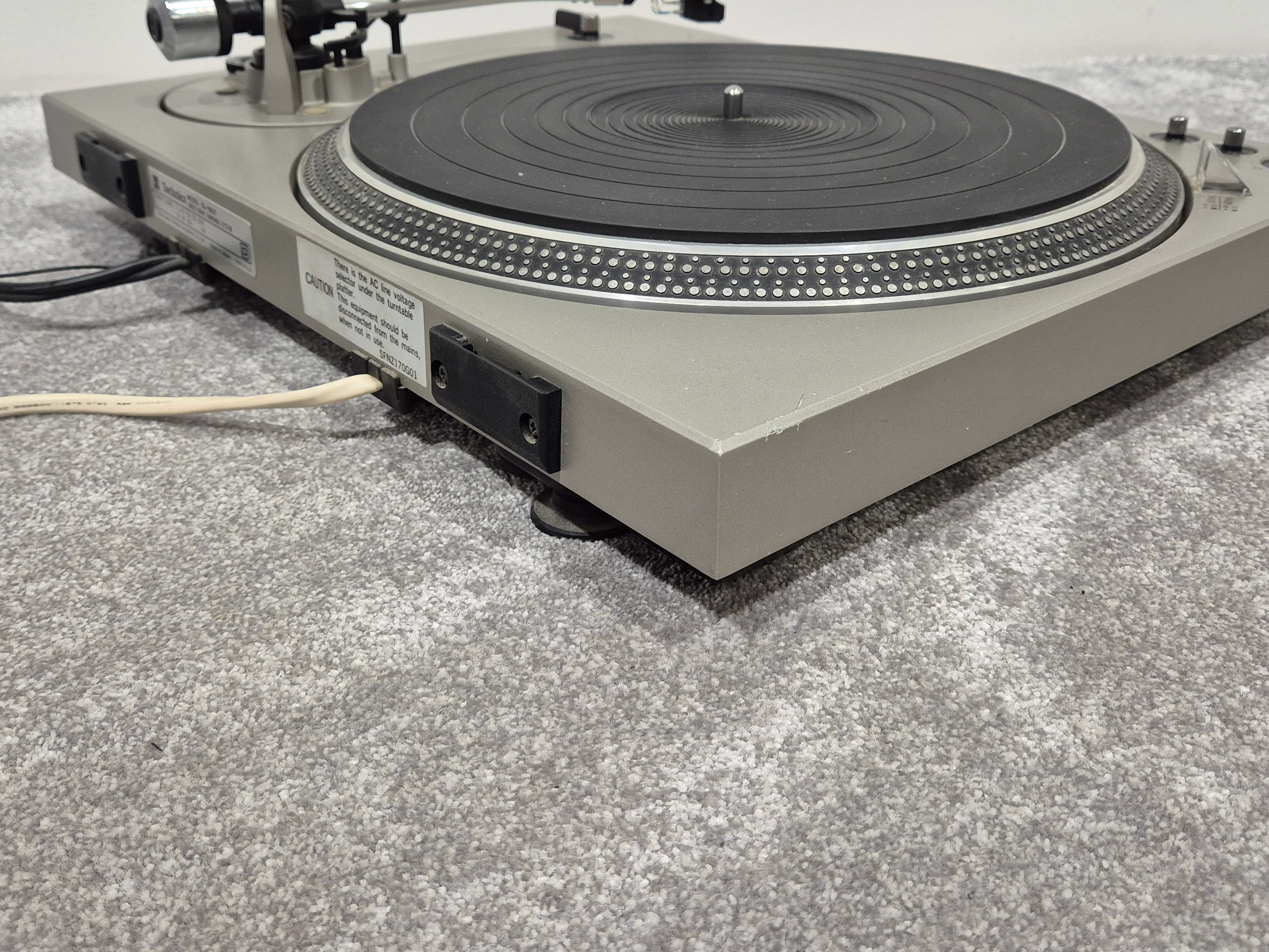 Technics SL 1800 - Direct-Drive Turntable - Image 6
