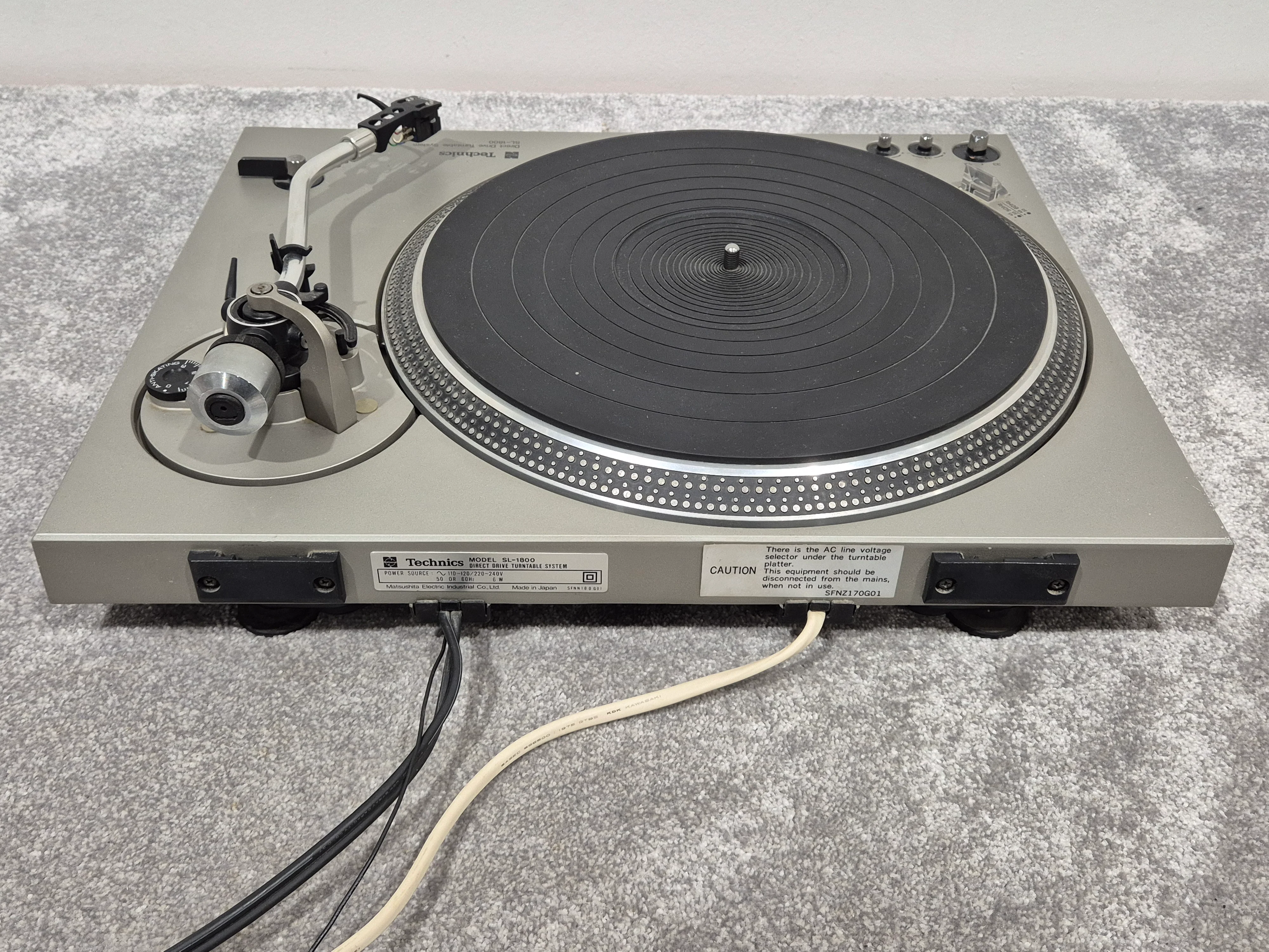 Technics SL 1800 - Direct-Drive Turntable - Image 8