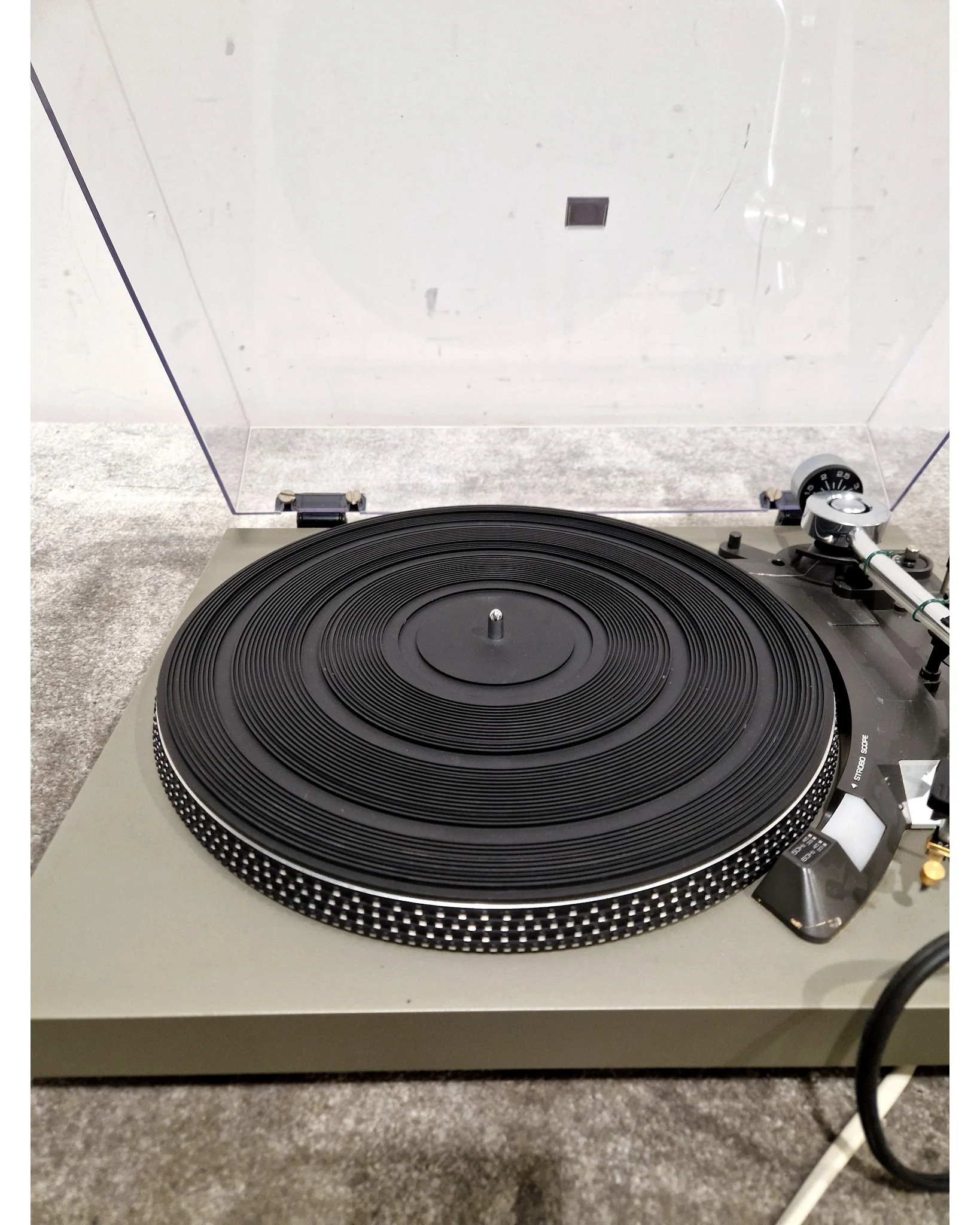 Technics SL-23 - Turntable - Silver/Grey - Refurbished w/ Manuals - Image 20