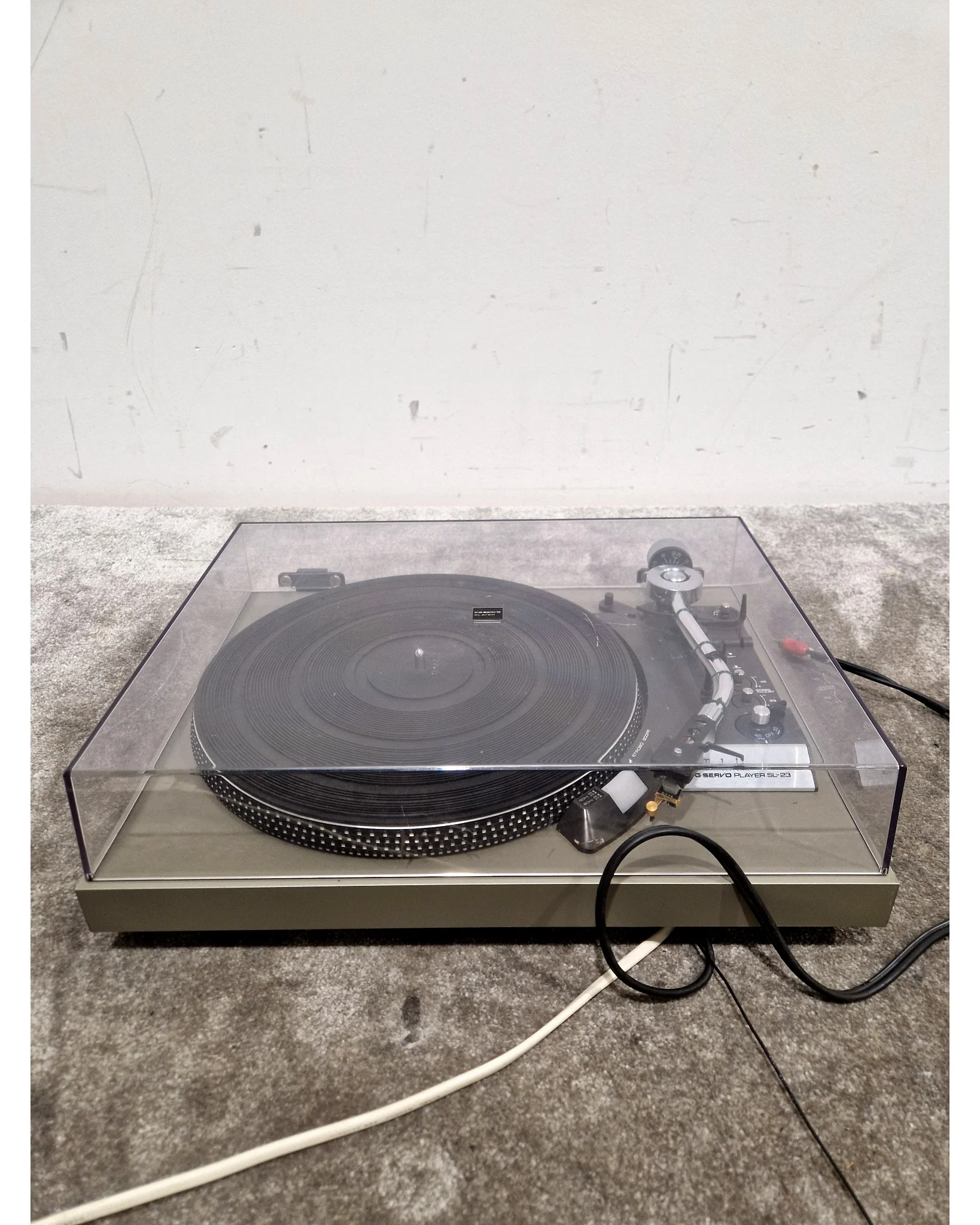 Technics SL-23 - Turntable - Silver/Grey - Refurbished w/ Manuals - Image 21