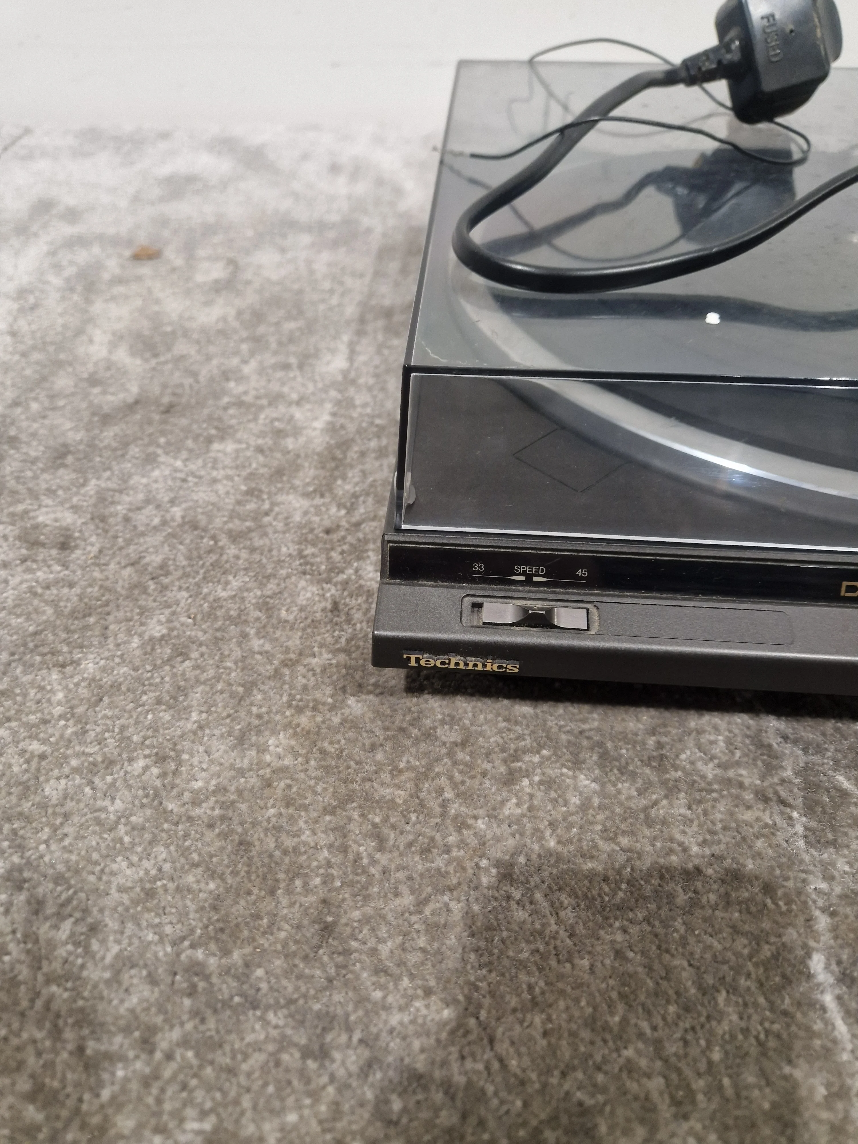Technics SL-BD20D - Semi-Automatic Turntable - Very Good w/ Power Supply - Image 4