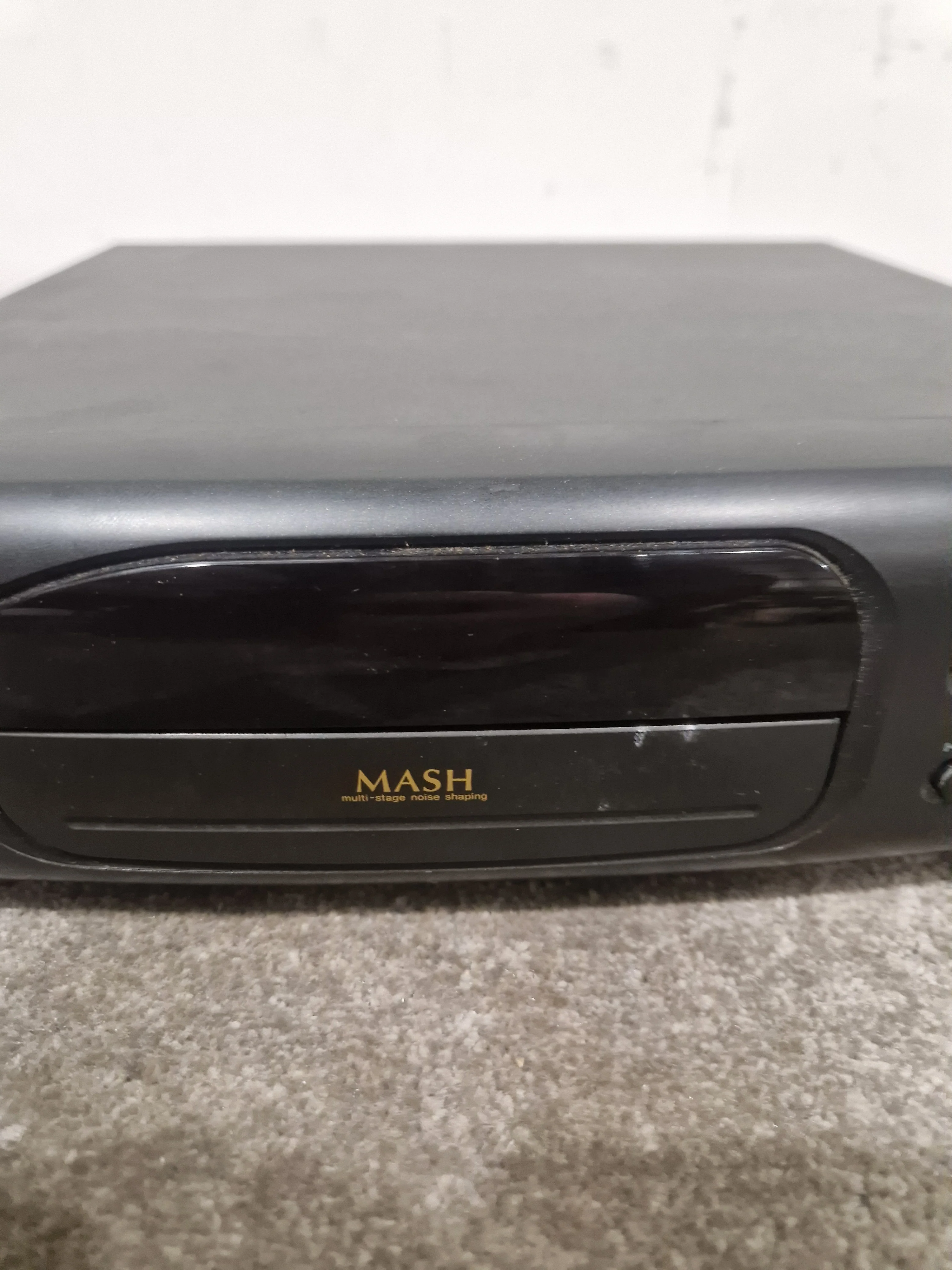 Technics SL-CH605 - CD Player - Black - Good - Image 13