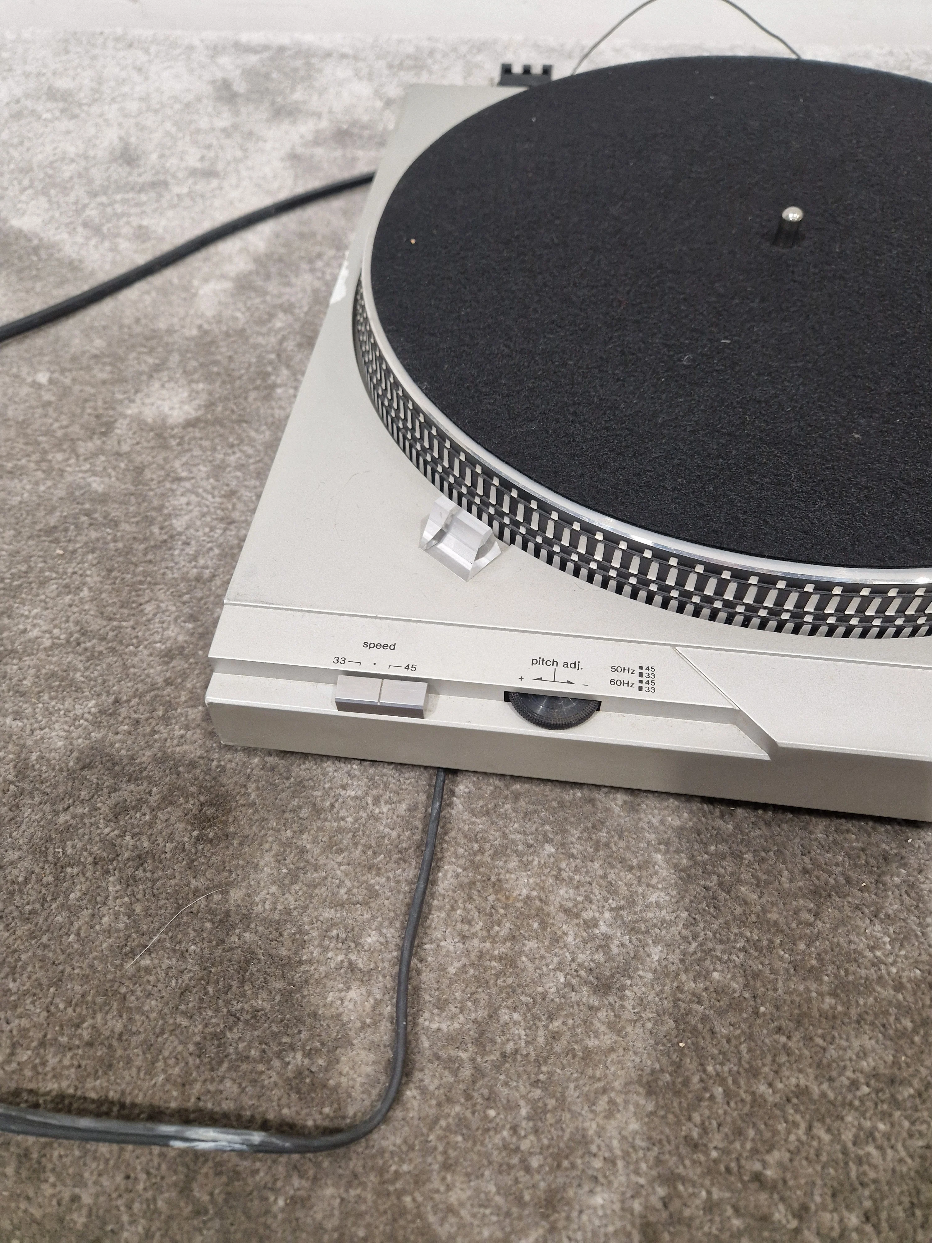 Technics SL-D2 - Direct Drive Turntable - Very Good - Image 13