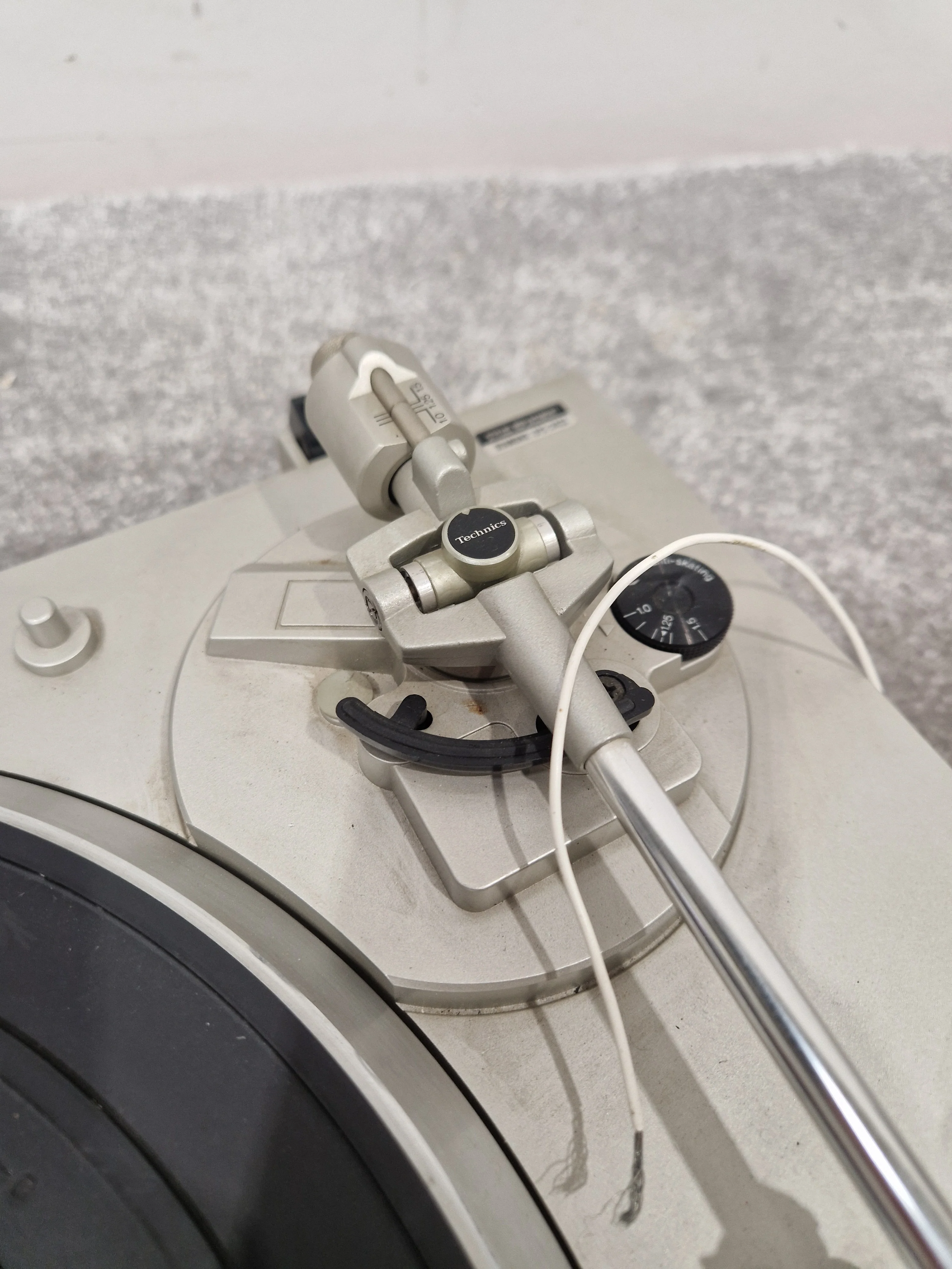 Technics SL-D21 - Vintage Direct Drive Turntable - Very Good w/ New Stylus Installed - Image 3