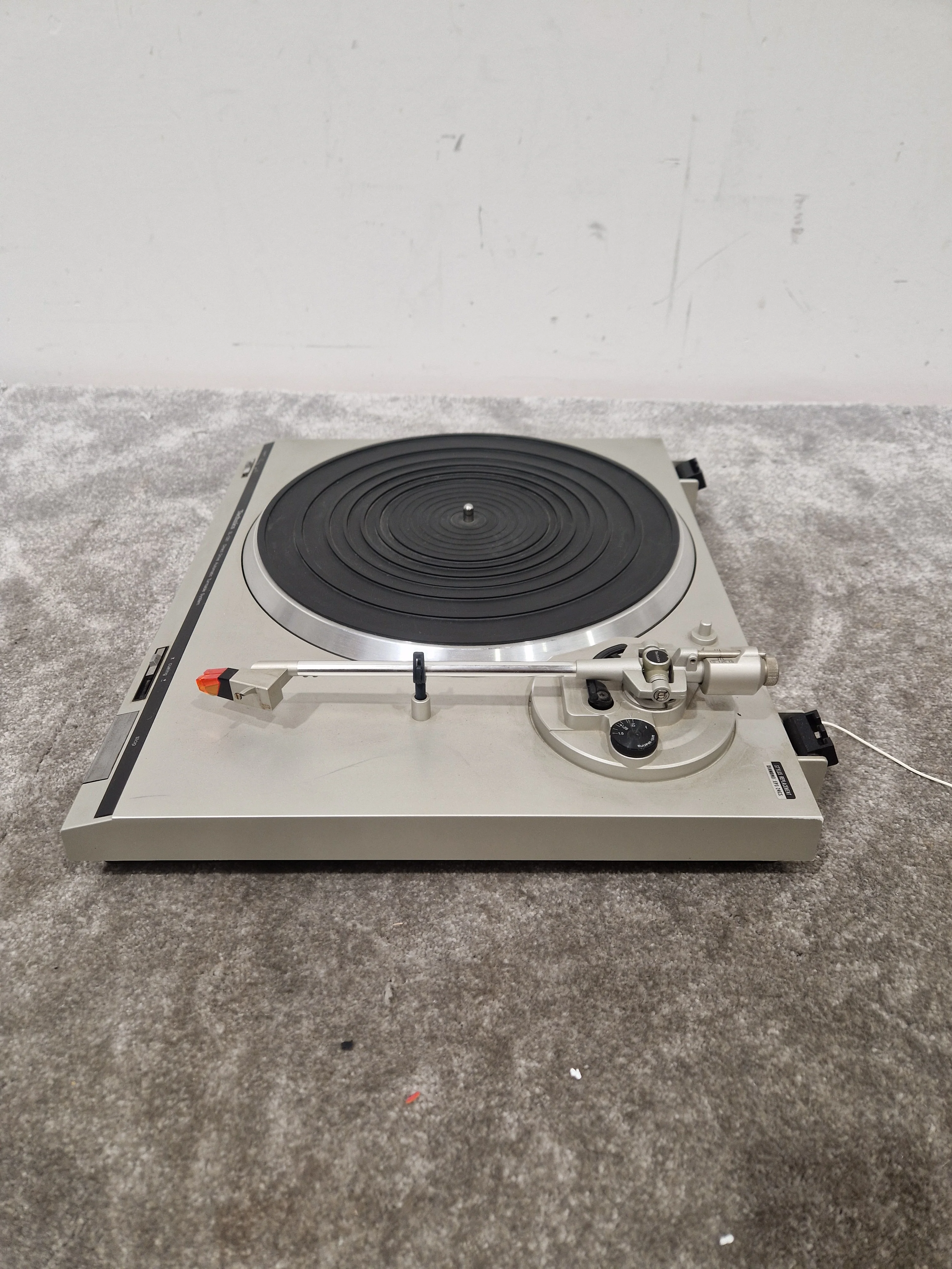 Technics SL-D21 - Vintage Direct Drive Turntable - Very Good w/ New Stylus Installed - Image 4
