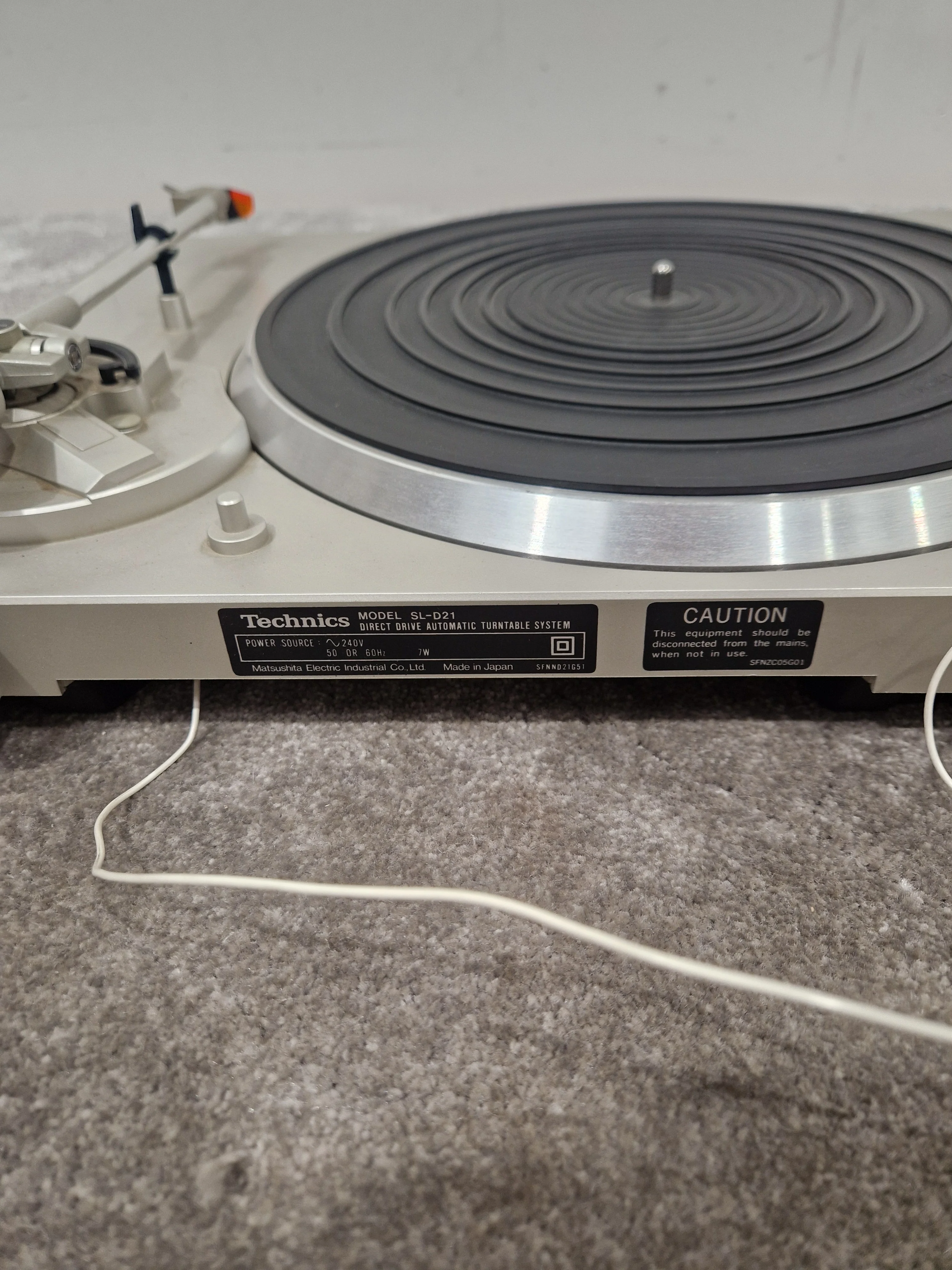 Technics SL-D21 - Vintage Direct Drive Turntable - Very Good w/ New Stylus Installed - Image 6