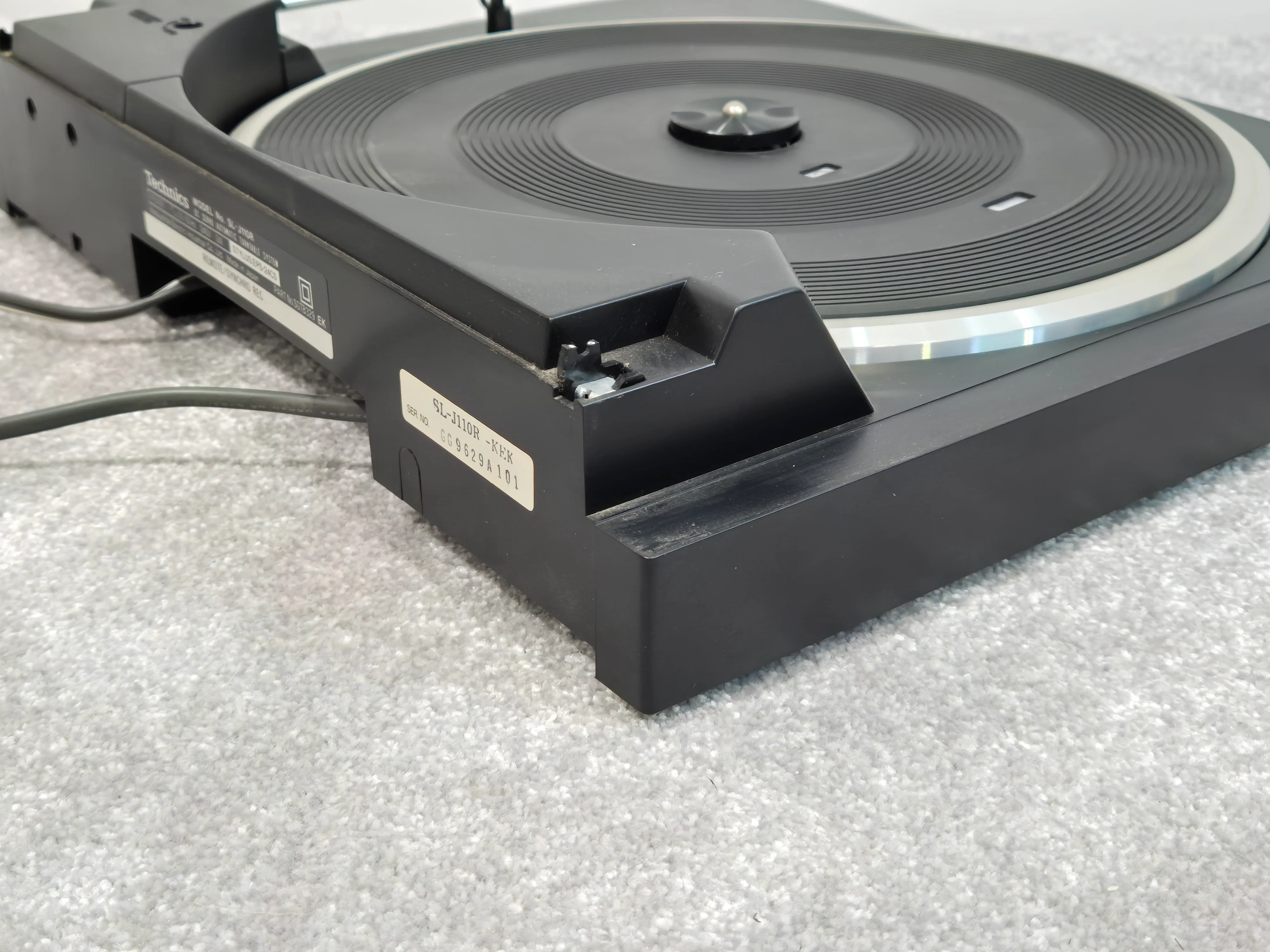 Technics SL-J110R - DC Servo Full-Auto Belt Drive Turntable (Read Description) - Image 9