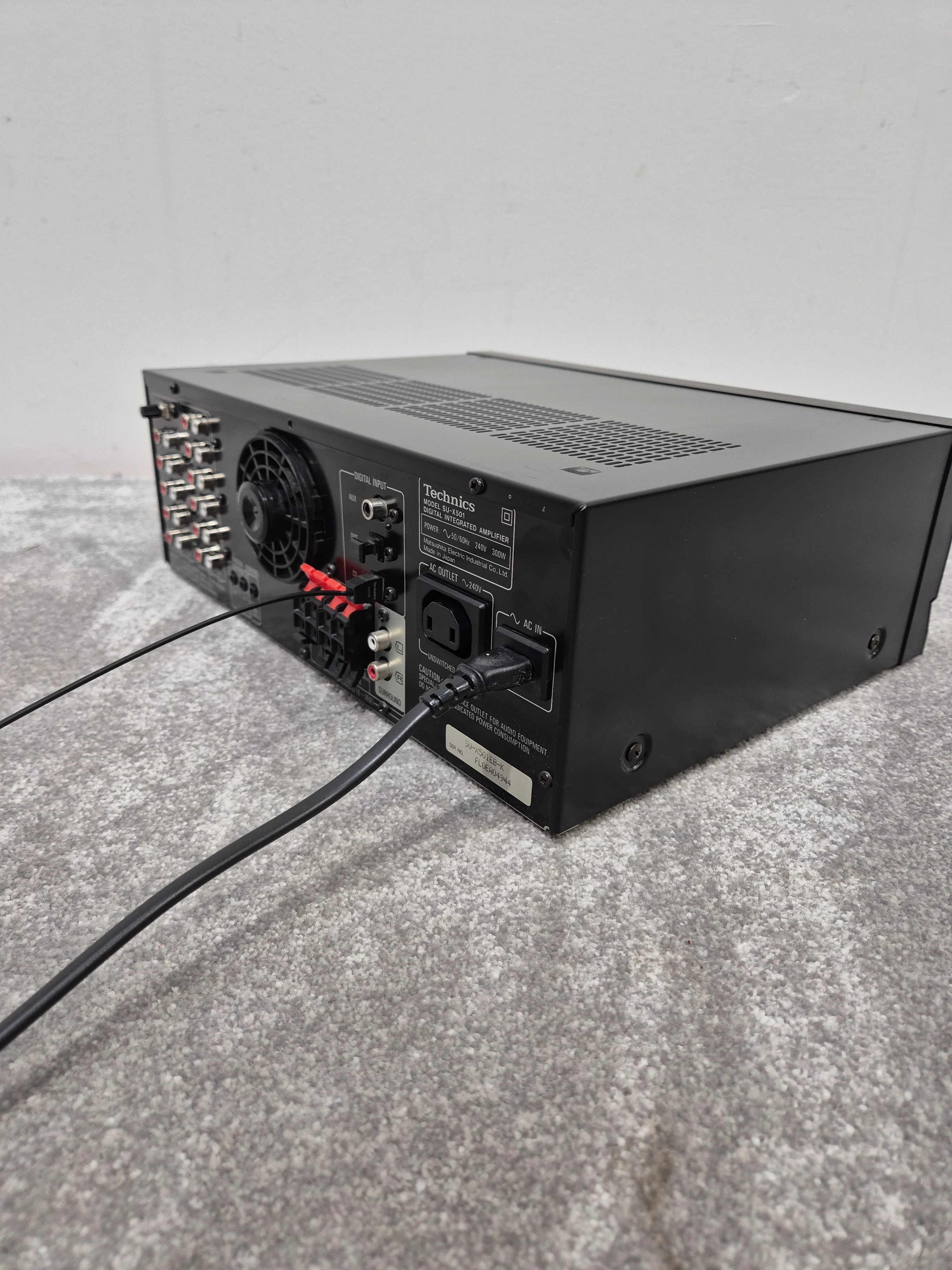 Technics SU-X501 - Integrated Amplifier (Spares or Repairs) - Image 5