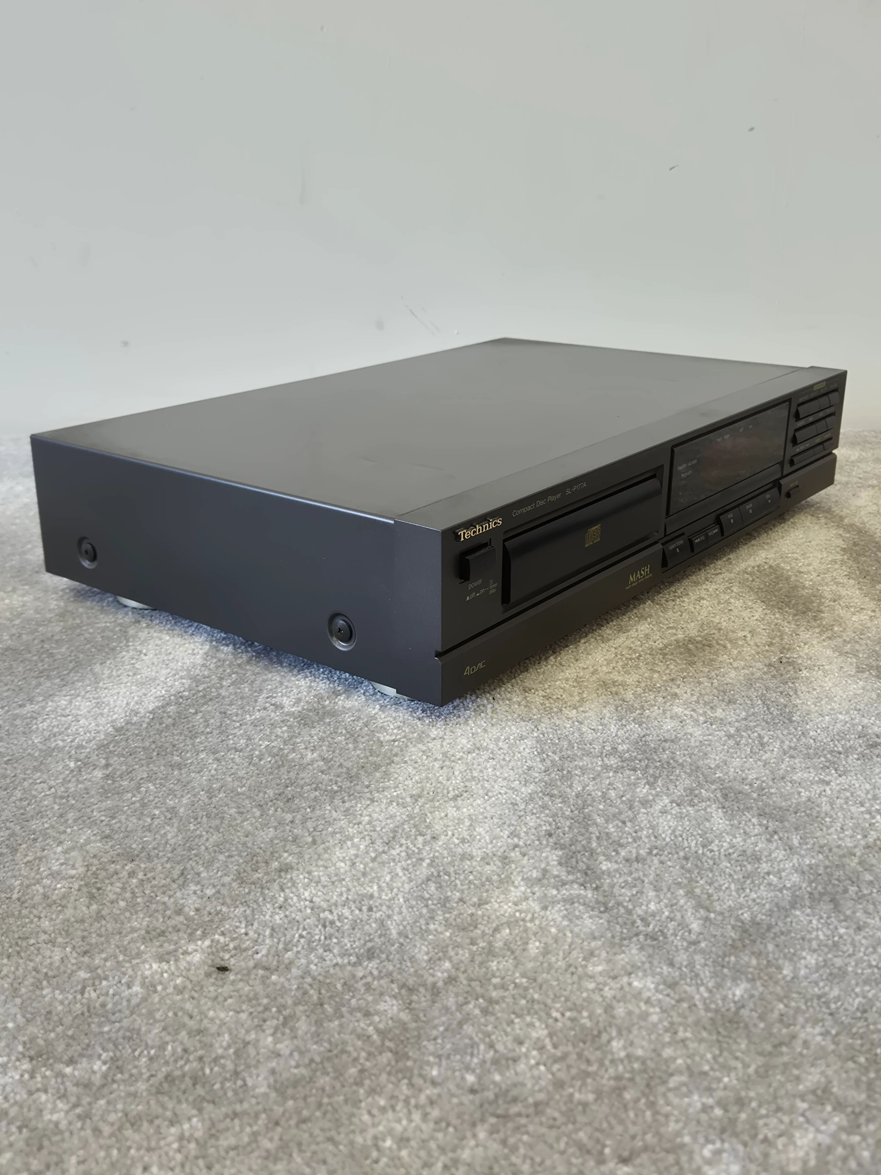 Technics SL-P177A - Compact Disc Player - Image 4